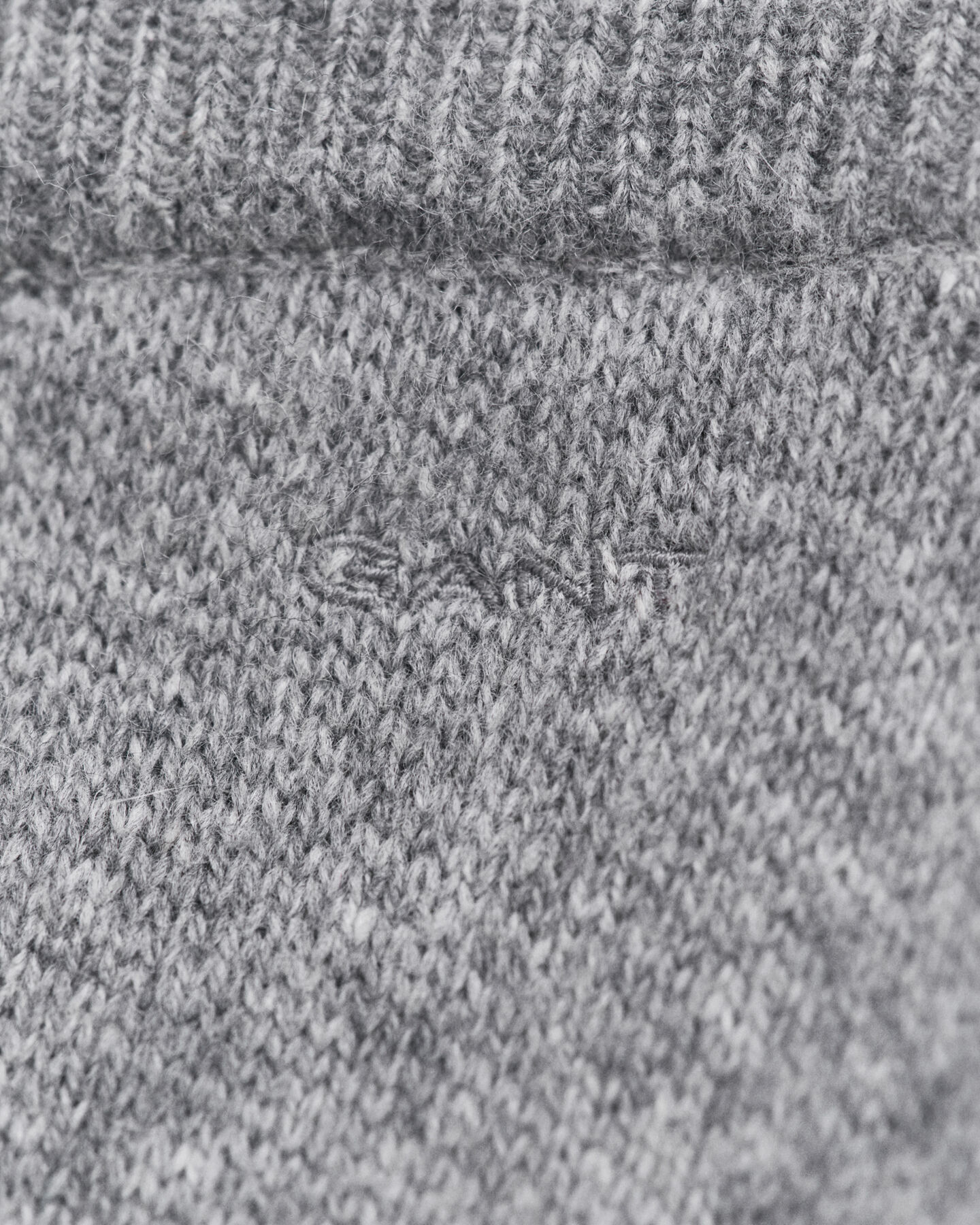 Calças em malha de lã