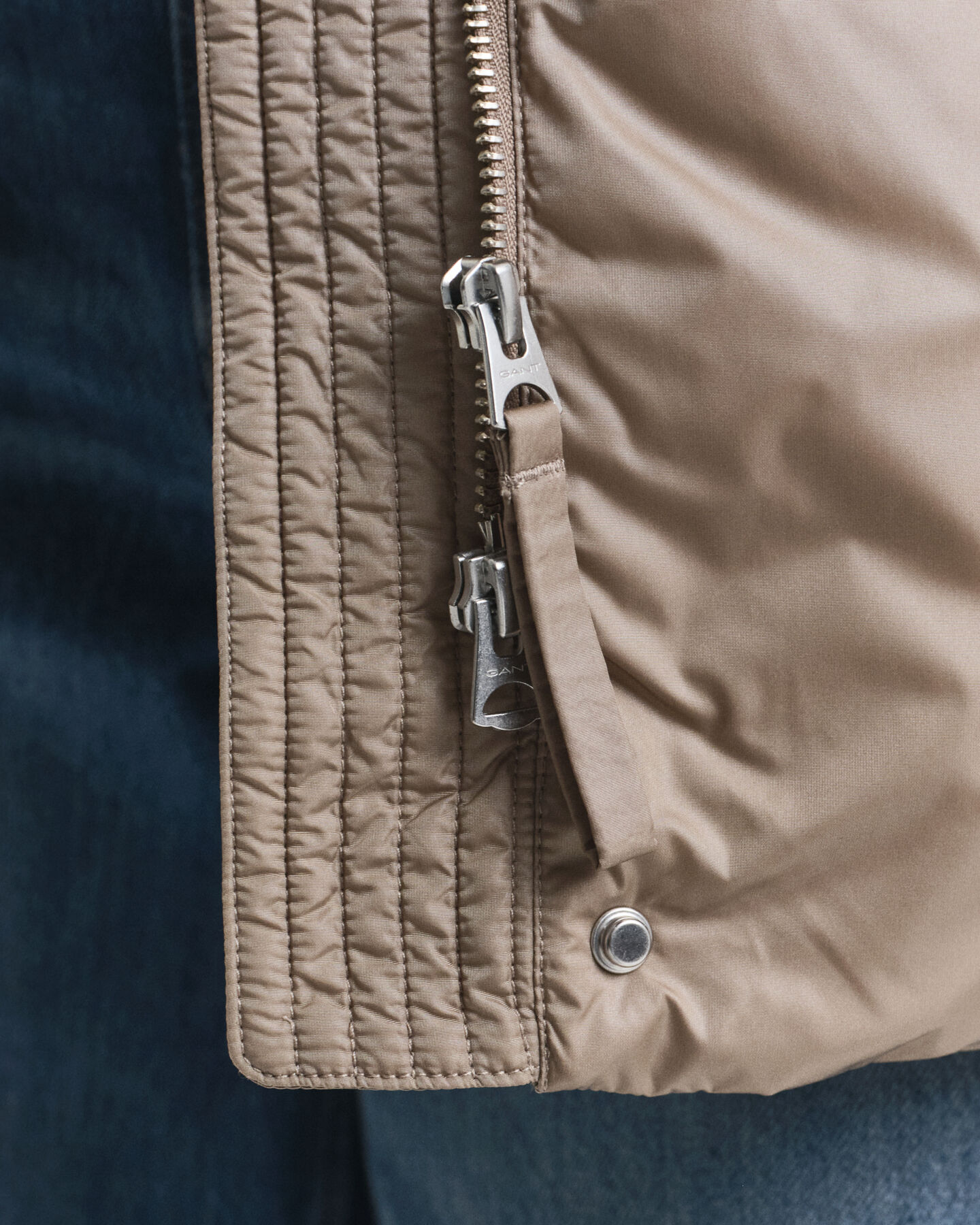 Blusão de penas relaxed fit