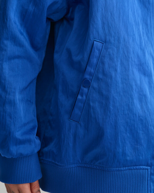 Blusão bomber em cetim