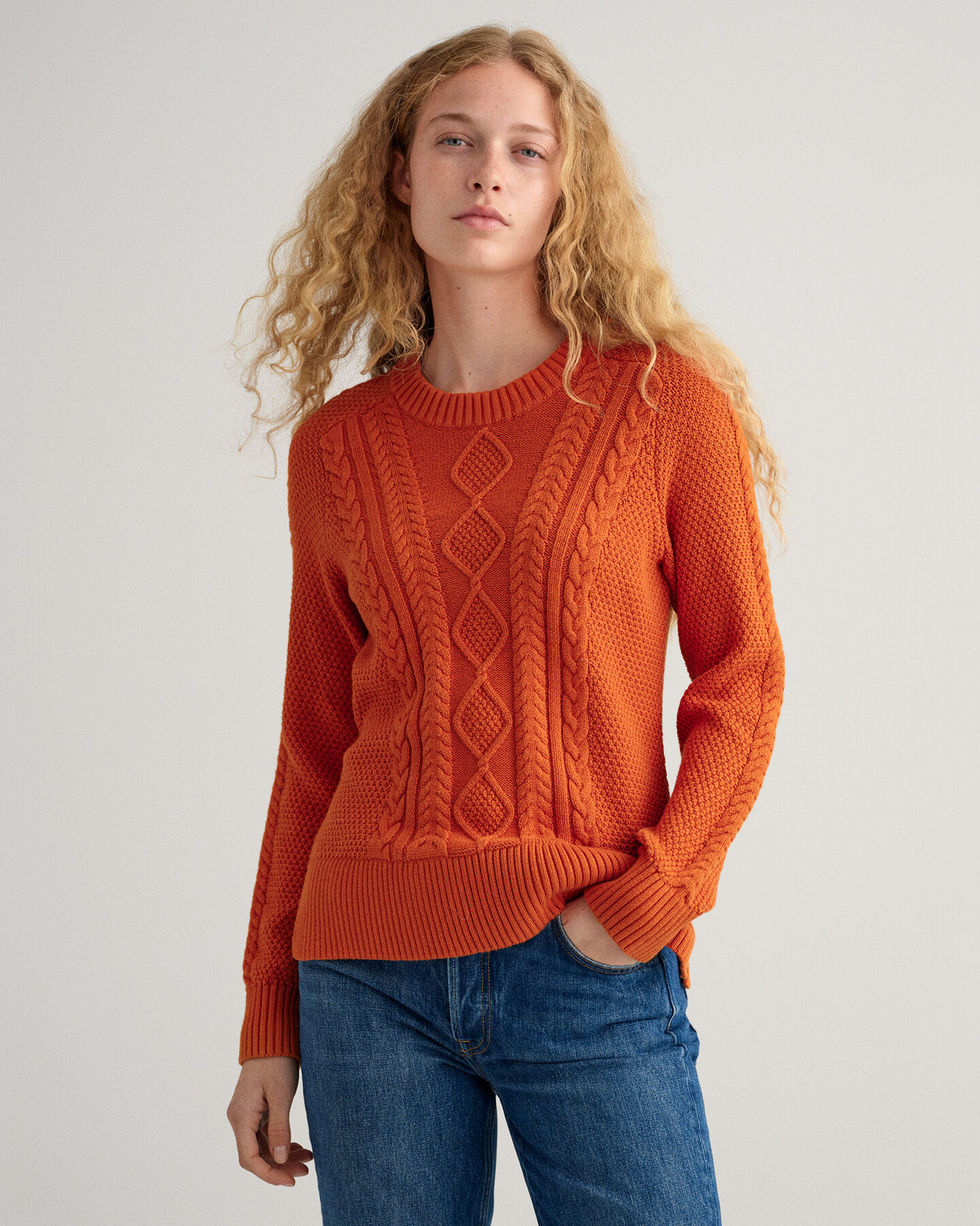 Pulover com decote redondo em malha entran&ccedil;ada