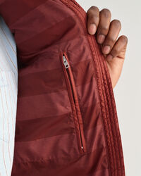 Blusão de penas leve