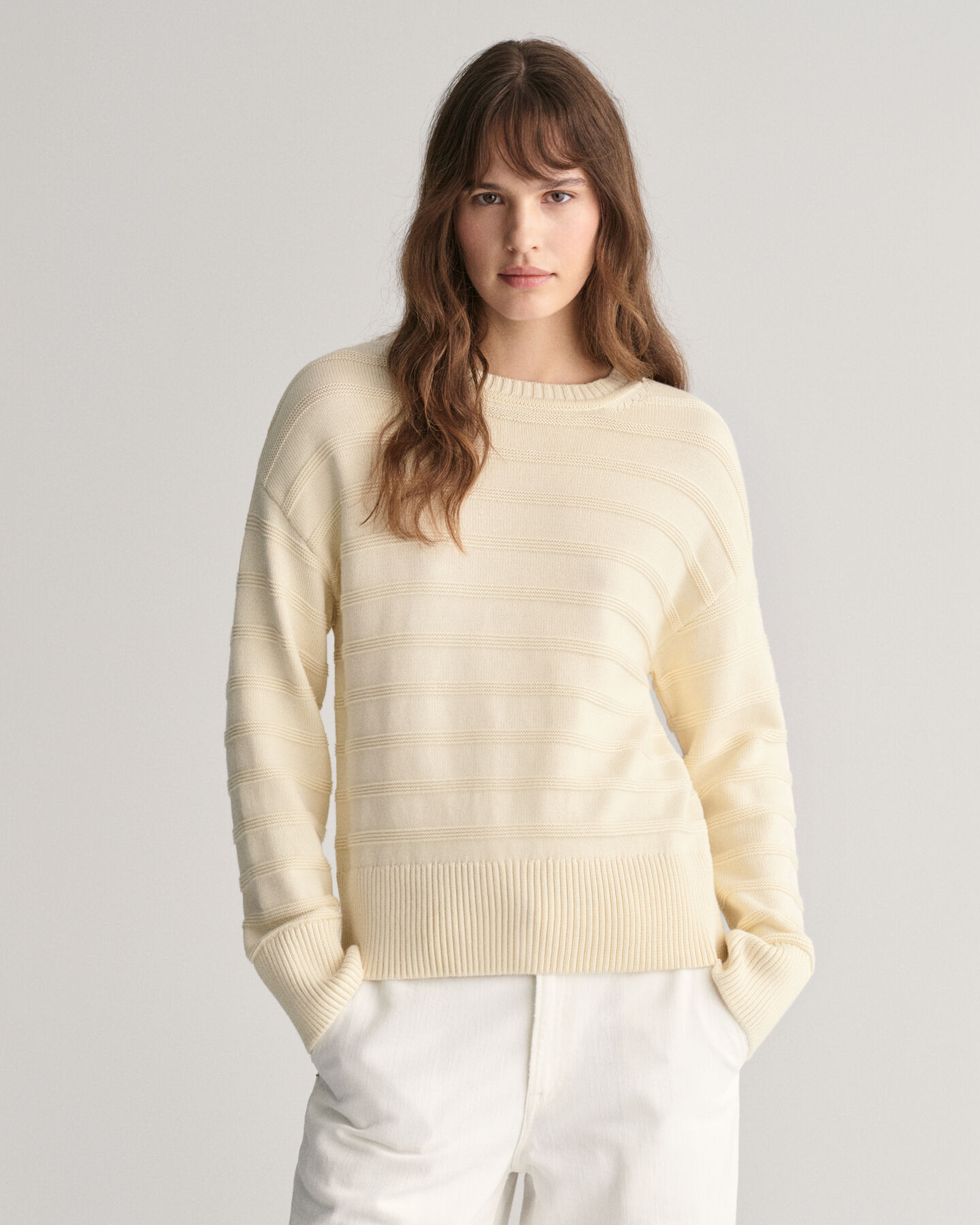 Pulover com decote redondo em algod&atilde;o &agrave;s riscas Tonal