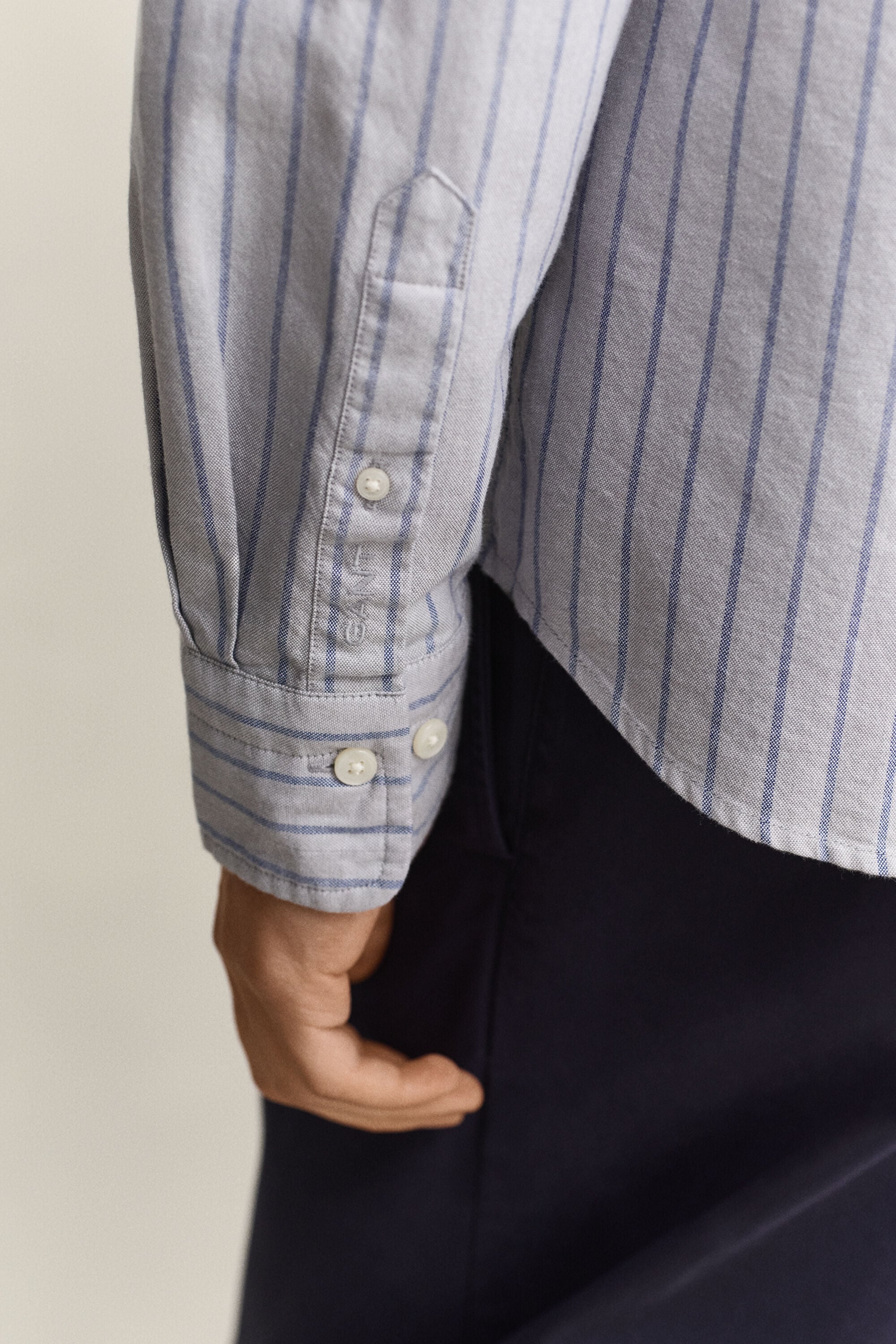 Camisa Oxford às riscas Classic
