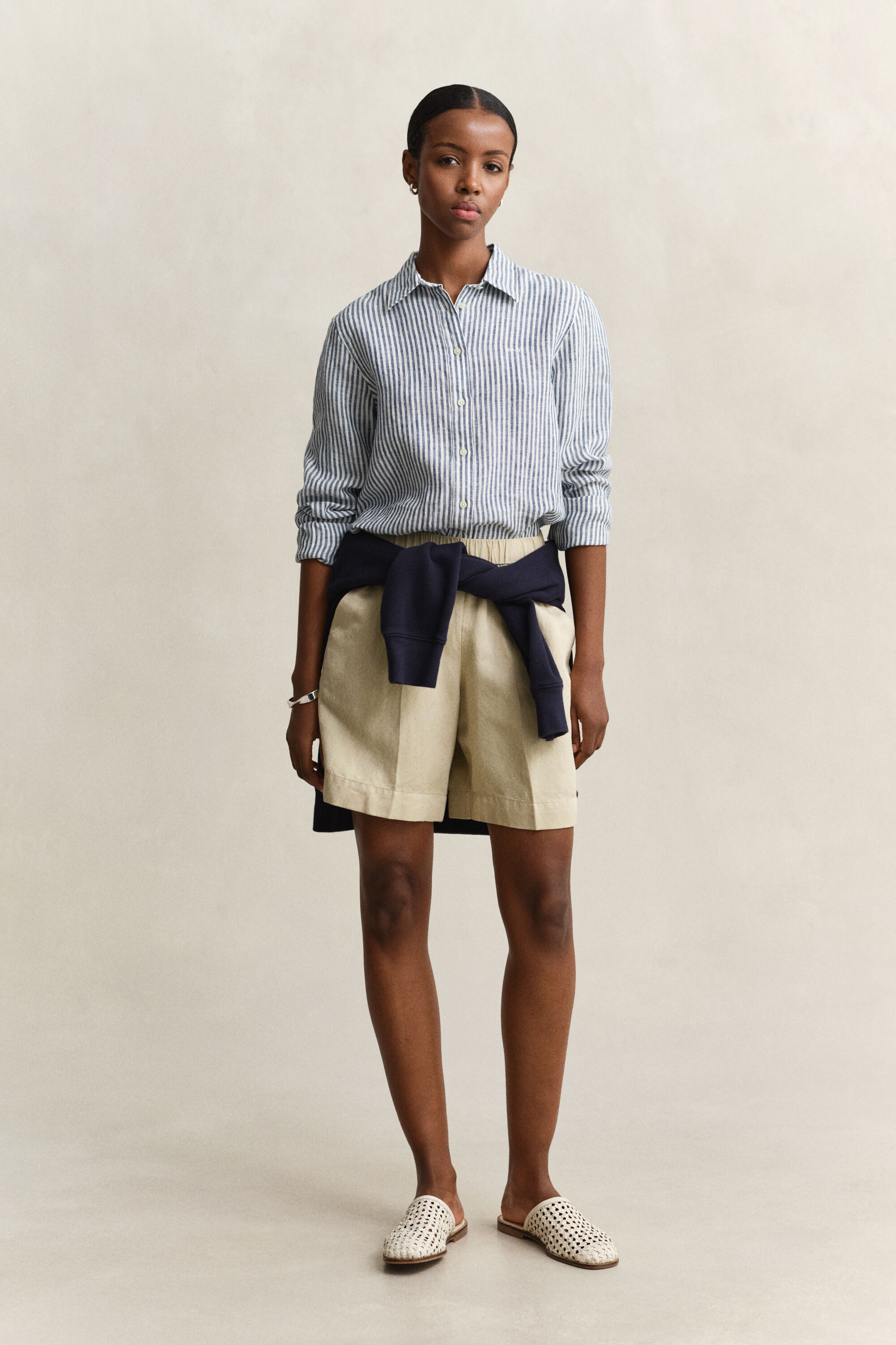 Camisa de linho às riscas regular fit