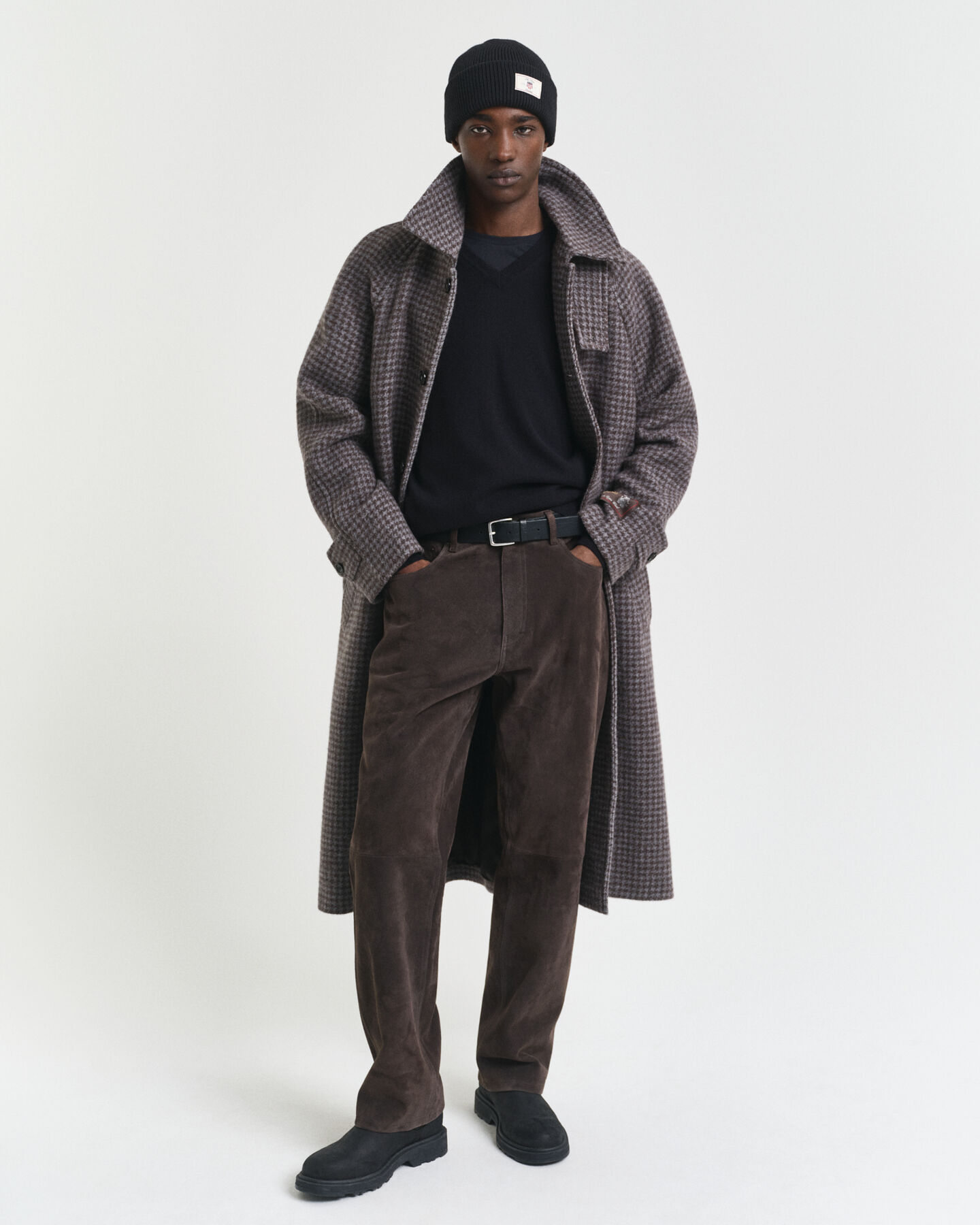 Pullover com decote em V em lã extrafina