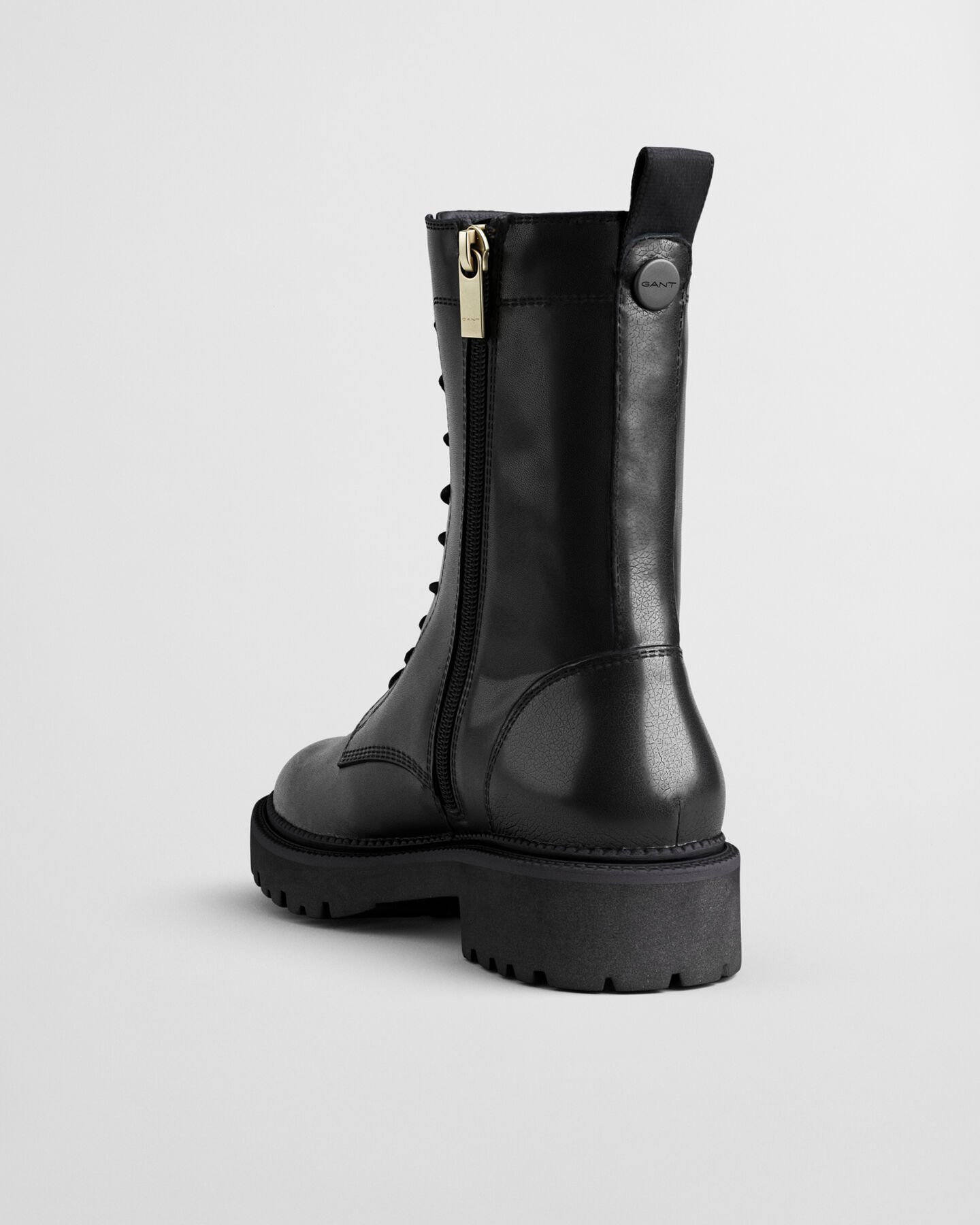 Botas em pele com atacadores Keliin