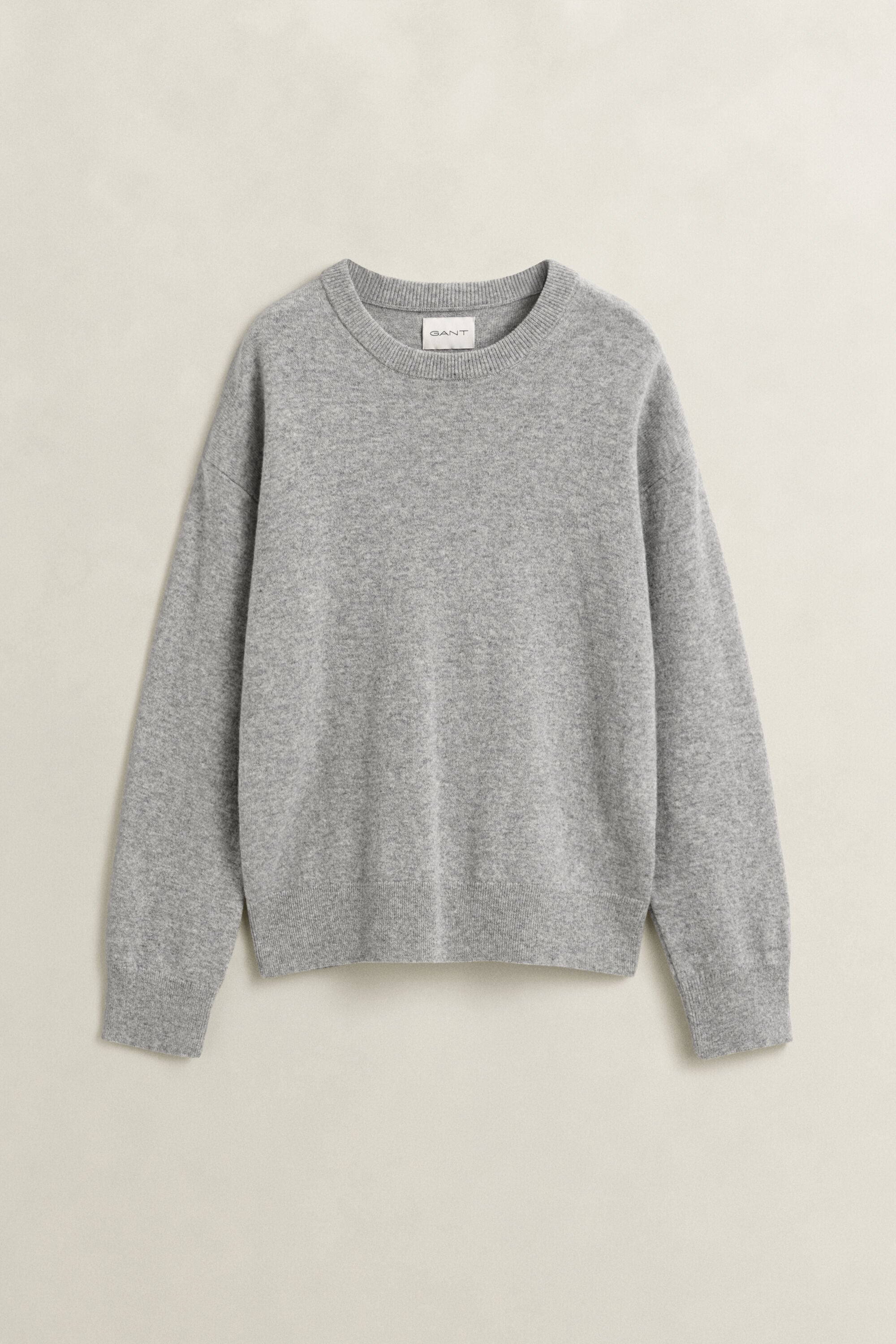 Camisola de malha com decote redondo em lã extrafina