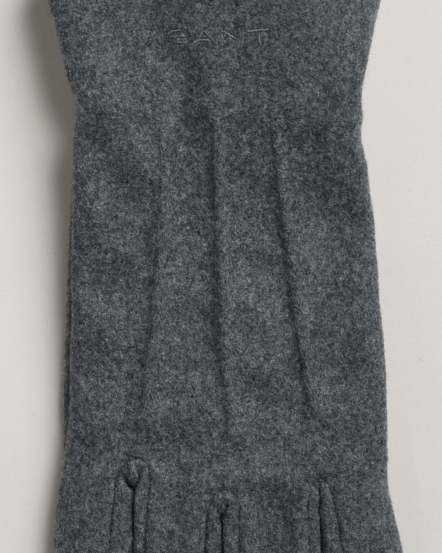 Luvas em m&eacute;lton