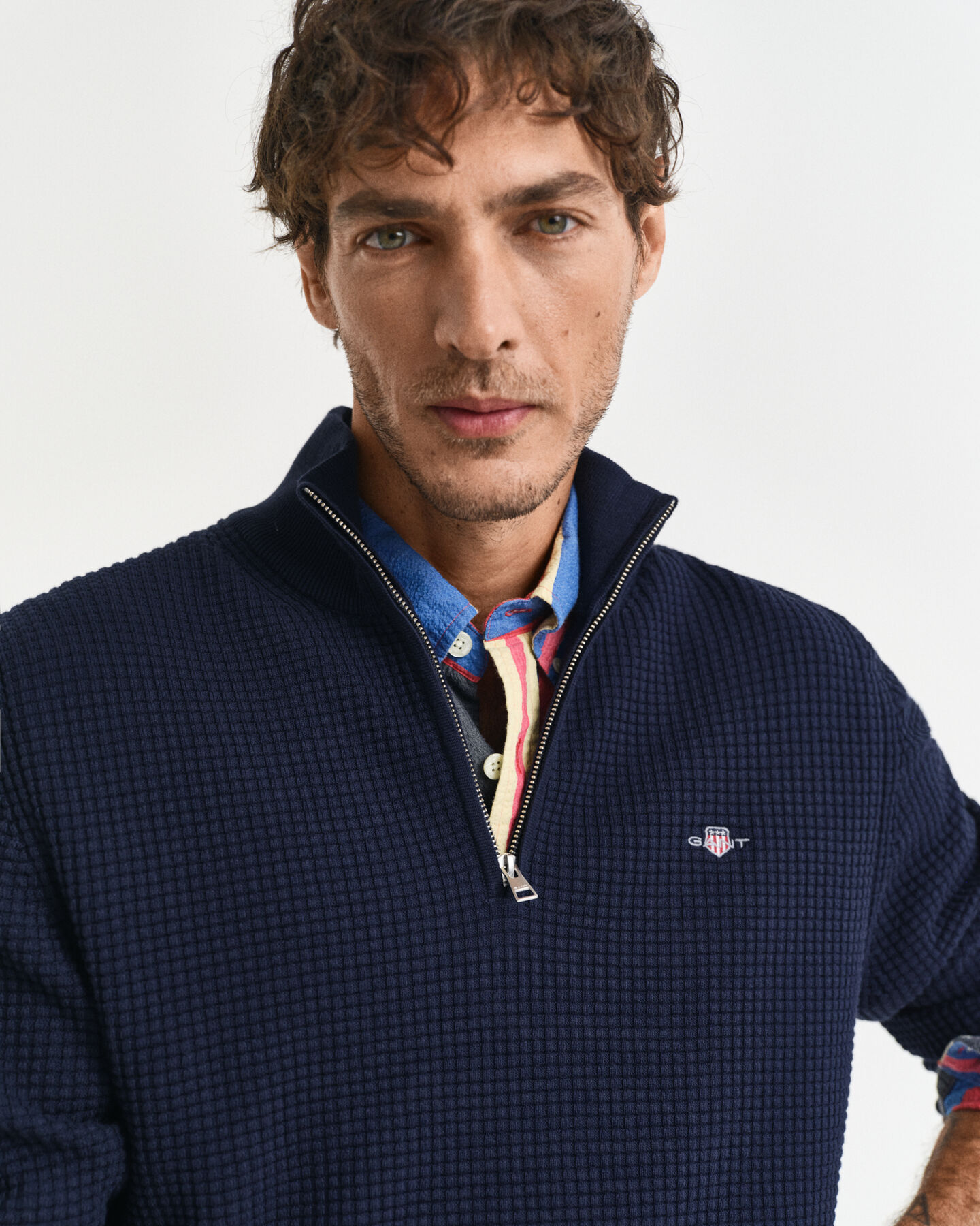 Camisola de malha com meio fecho em algodão texturizado