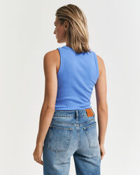 Top canelado com decote subido