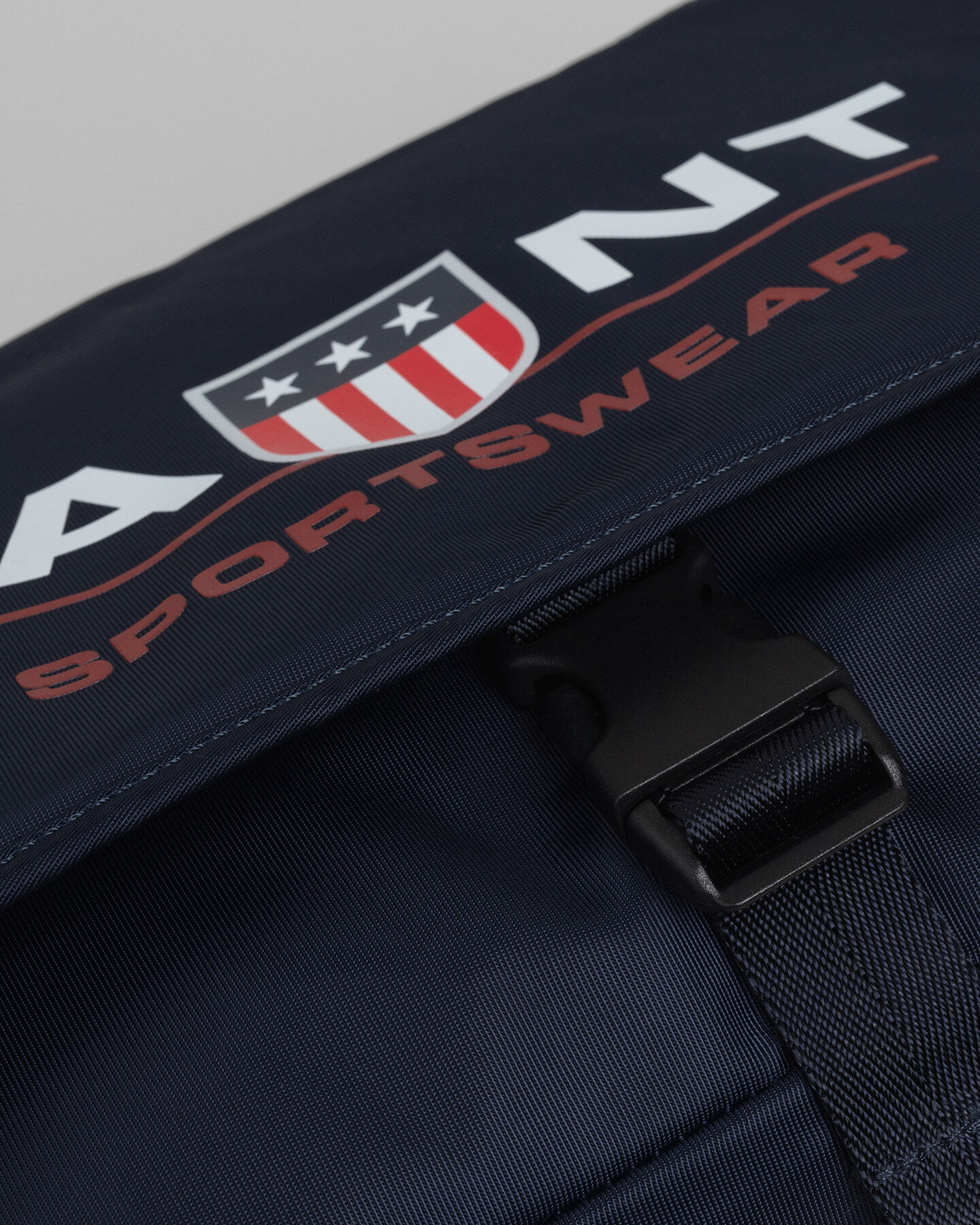 Saco a tiracolo Retro Shield