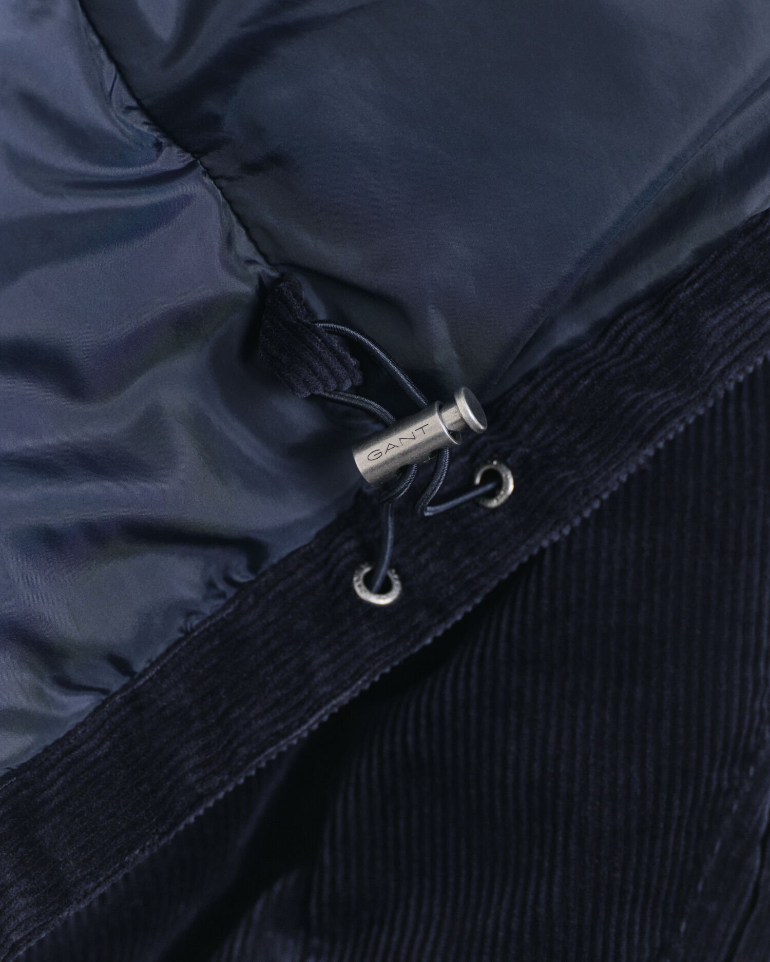 Blusão acolchoado em bombazina