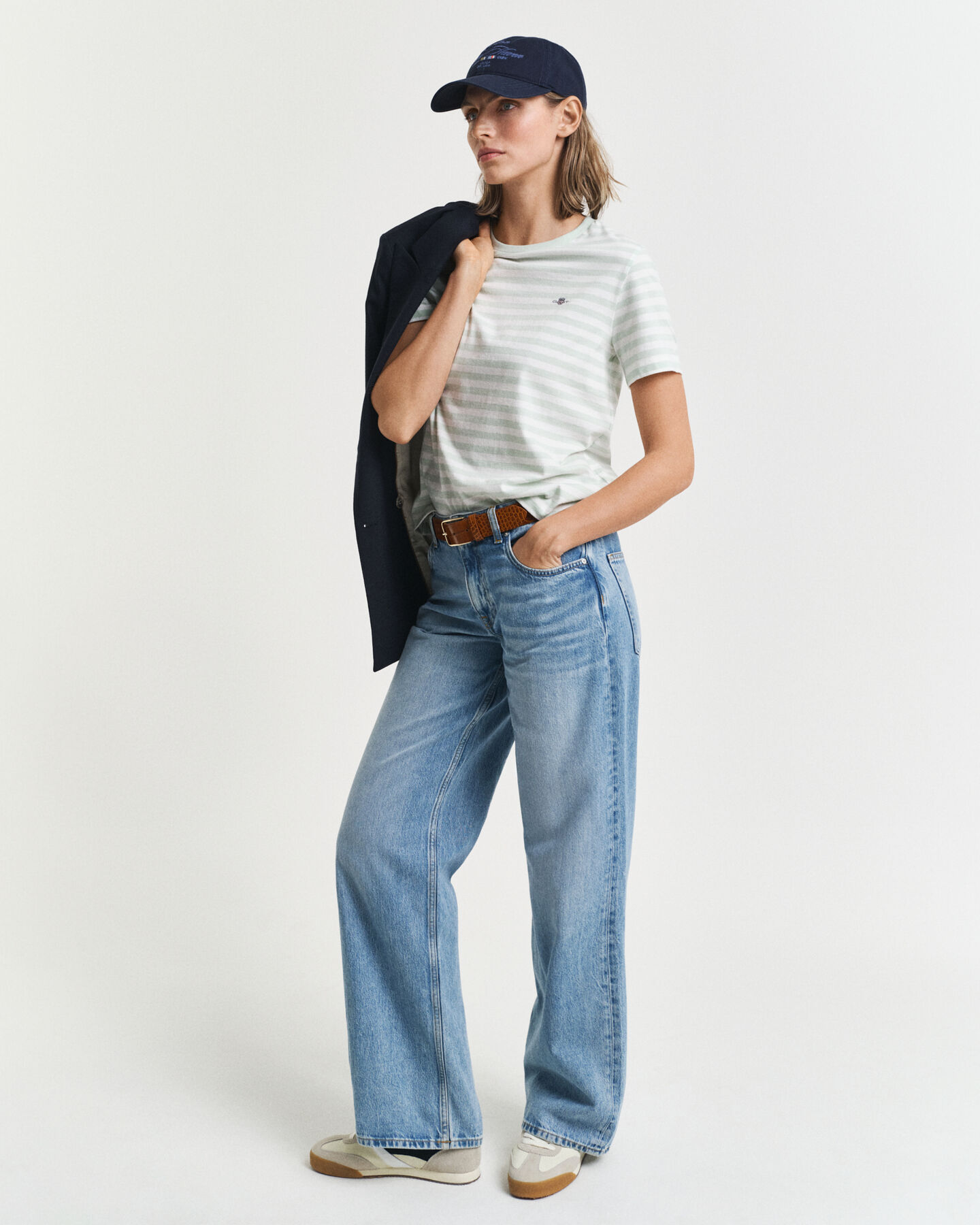 T-shirt &agrave;s riscas Shield