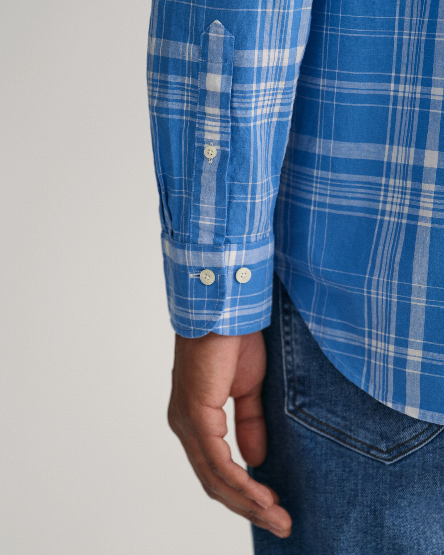 Camisa de linho e algodão com padrão de xadrez regular fit