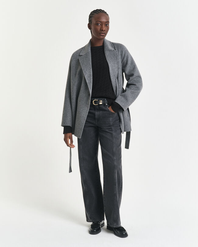 Camisola de malha entrançada com decote redondo em caxemira