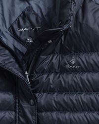 Casaco de penas leve