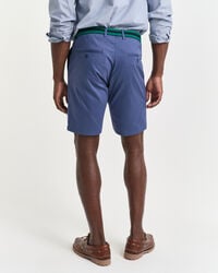 Cal&ccedil;&otilde;es desportivos slim fit