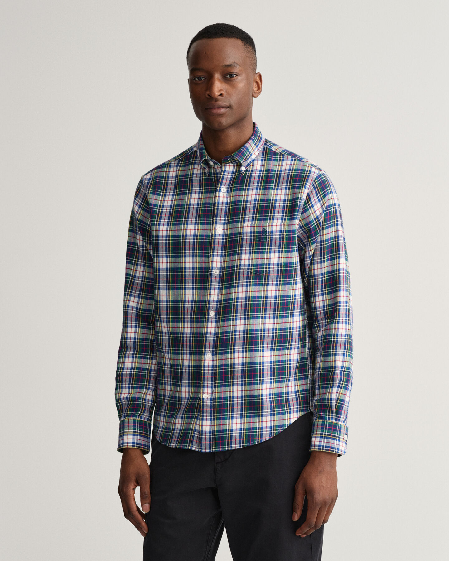 Camisa em padr&atilde;o xadrez tartan regular fit