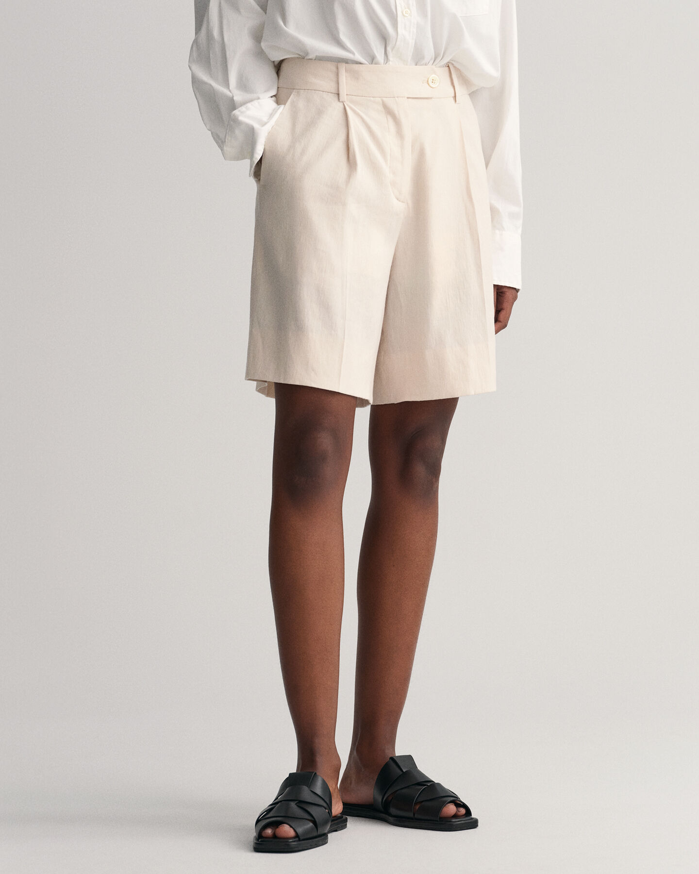 Calções de linho com elastano