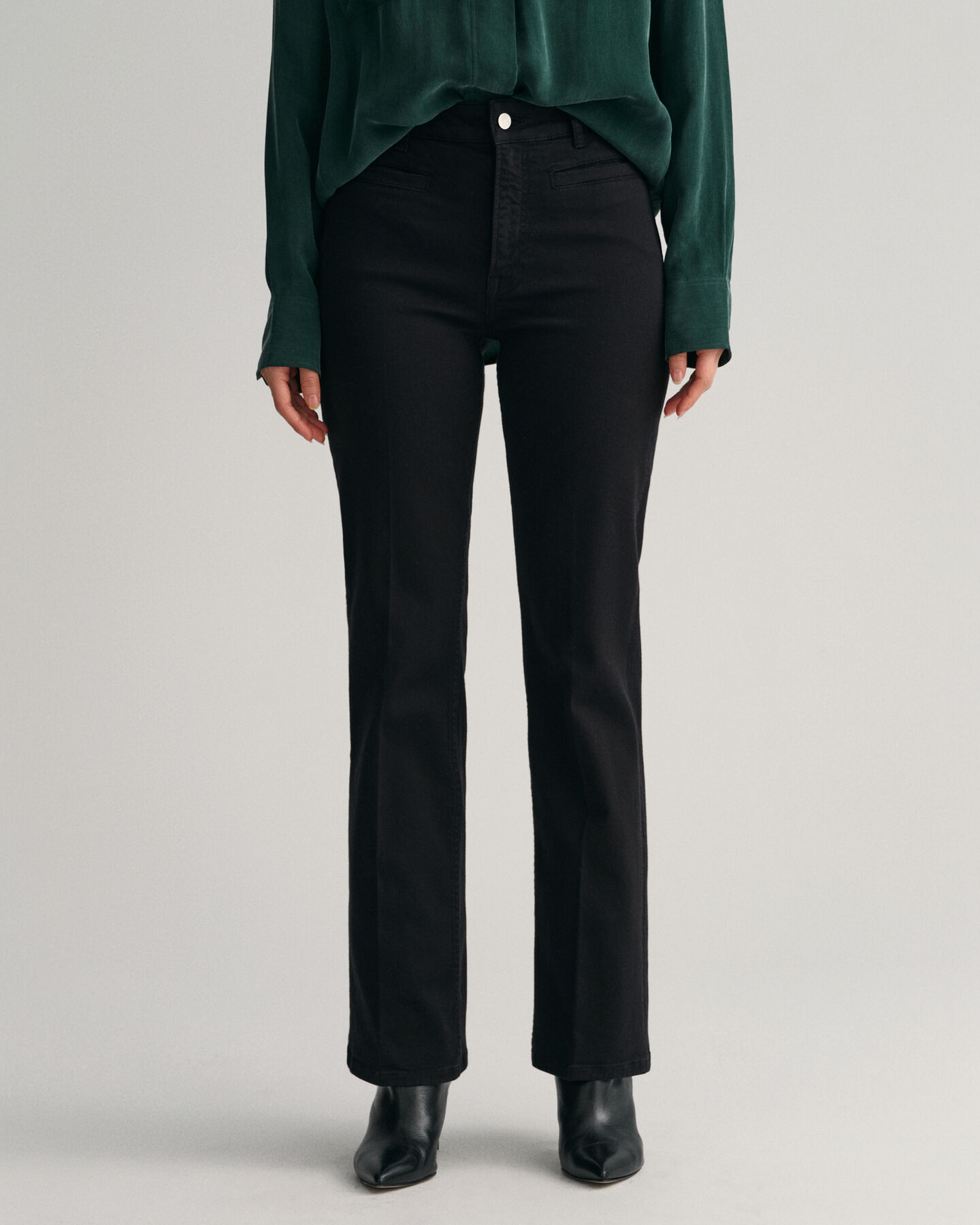 Calças de ganga evasê coloridas