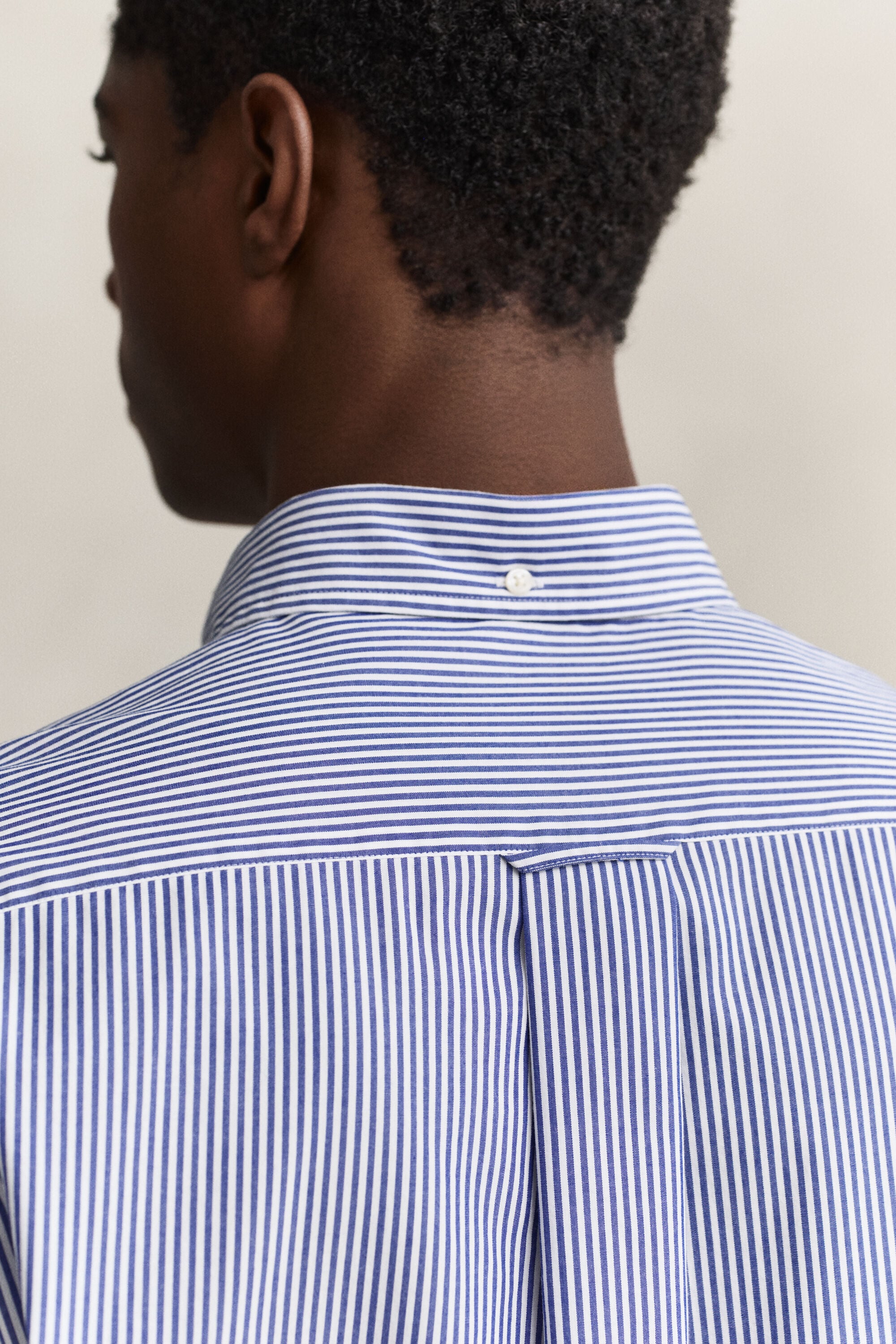 Camisa em popelina às riscas Classic regular fit