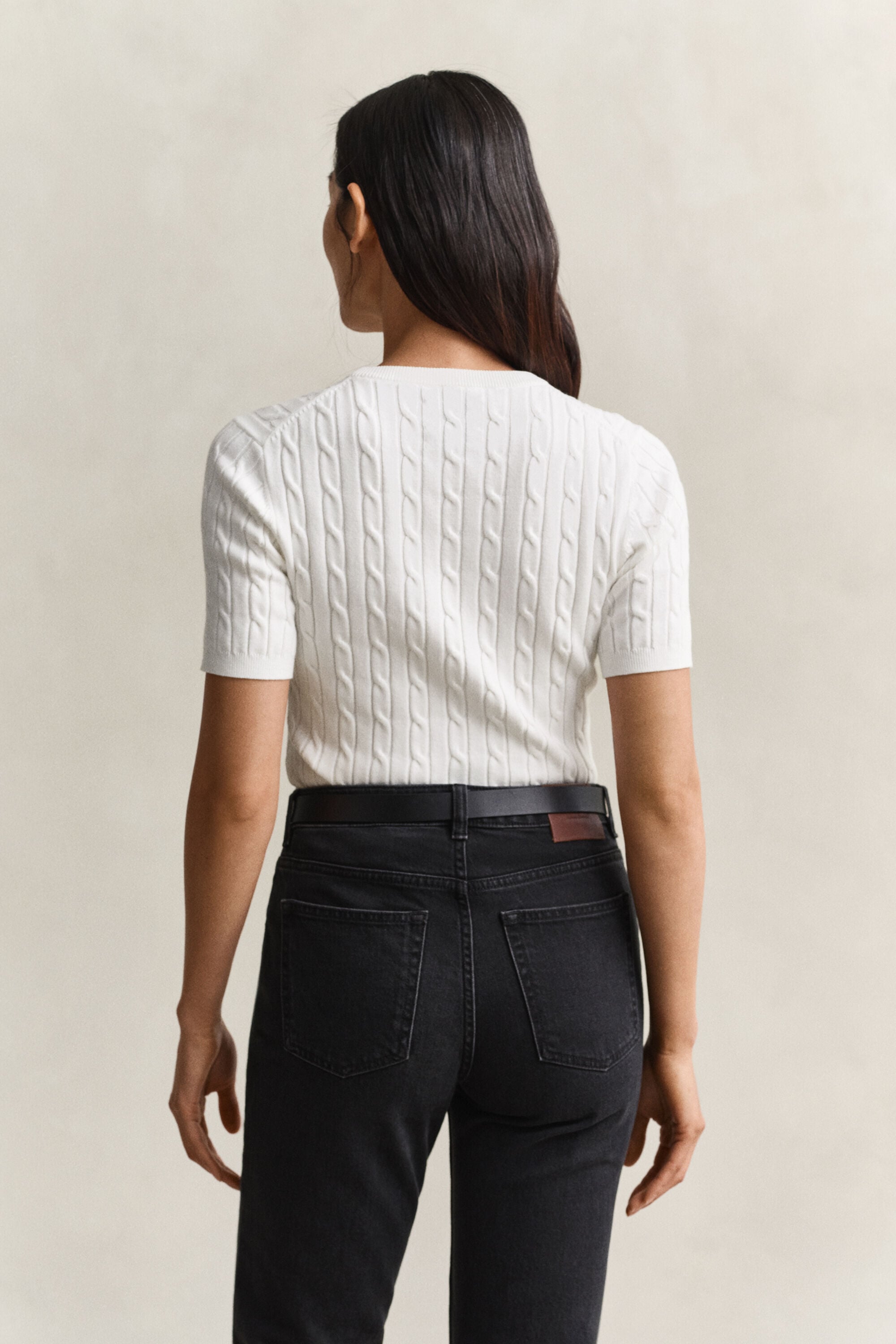 Camisola de malha entrançada em algodão com elastano de manga curta