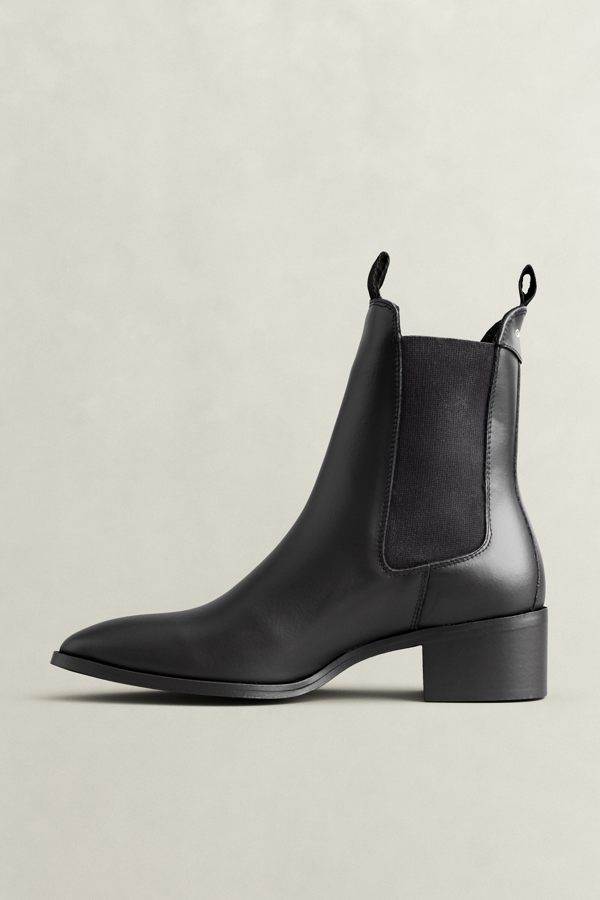 Botas Chelsea em pele St Broomly
