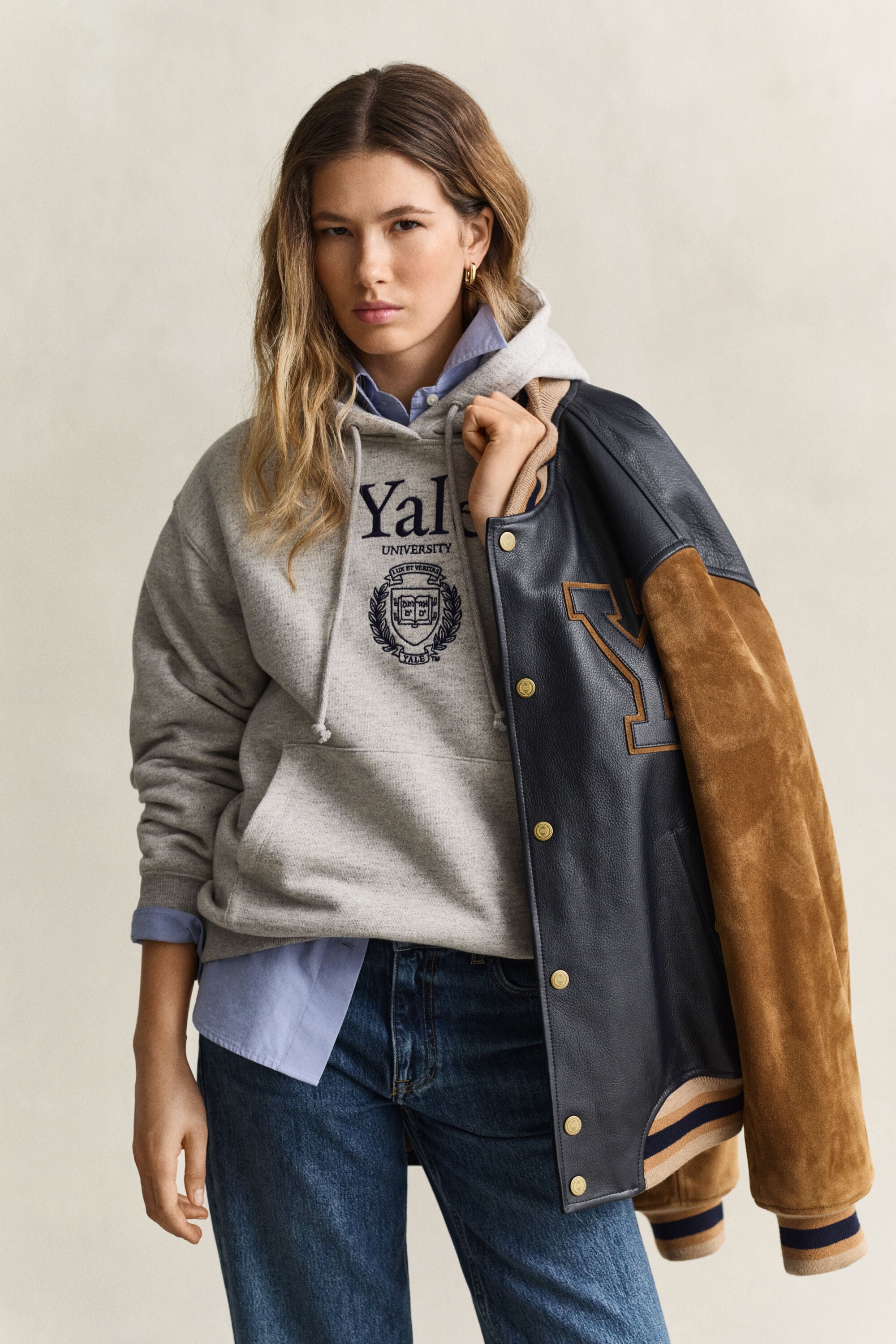 Sweatshirt com capuz e grafismo Gant x Yale