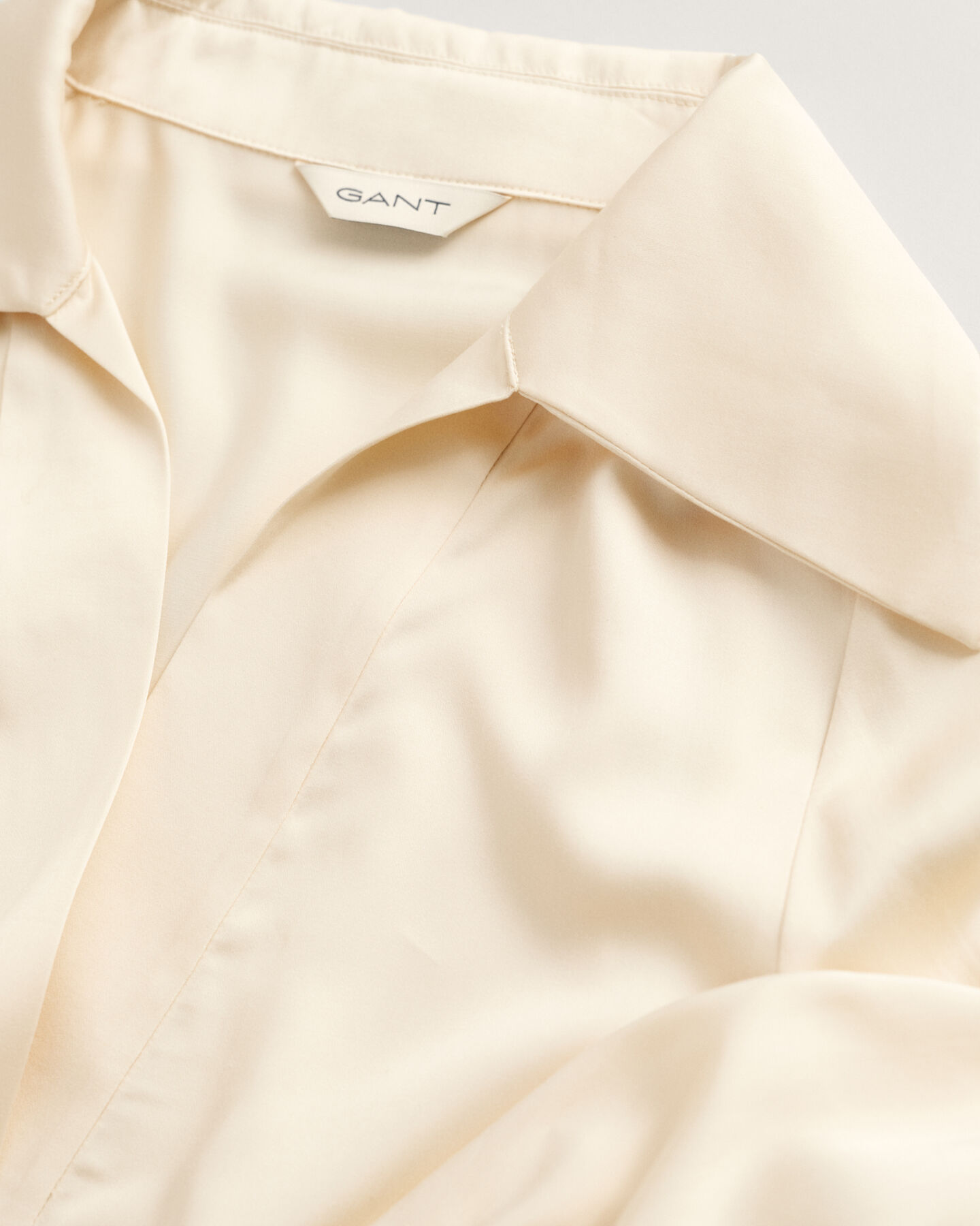 Camisa com punhos altos Popover