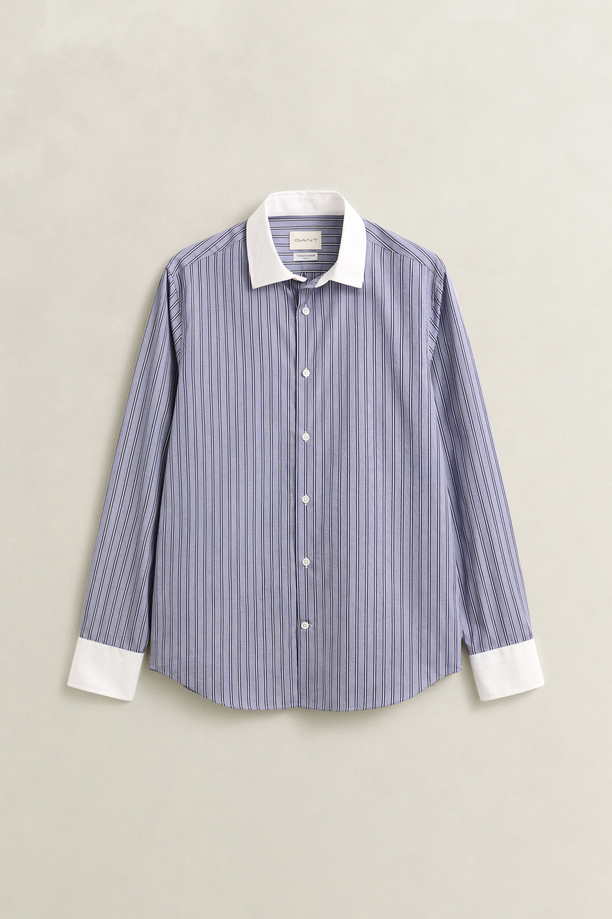 Camisa às riscas fil-à-fil