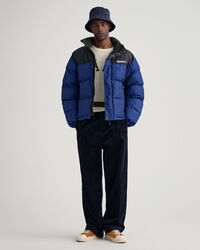 Blusão acolchoado com bloco de cor