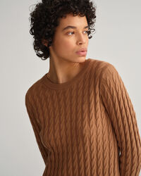 Vestido em malha entrela&ccedil;ada