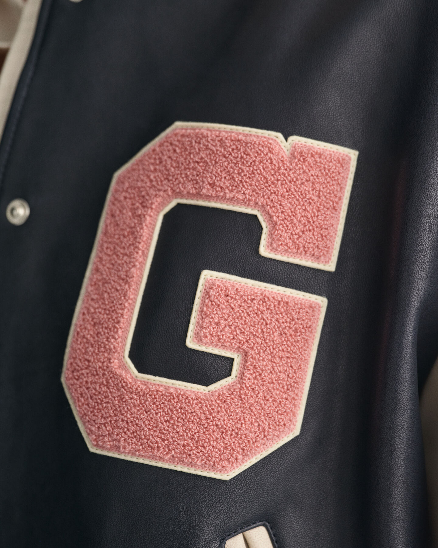 GANT Varsity Jacket em pele