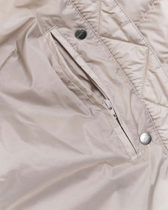 Blusão de penas leve