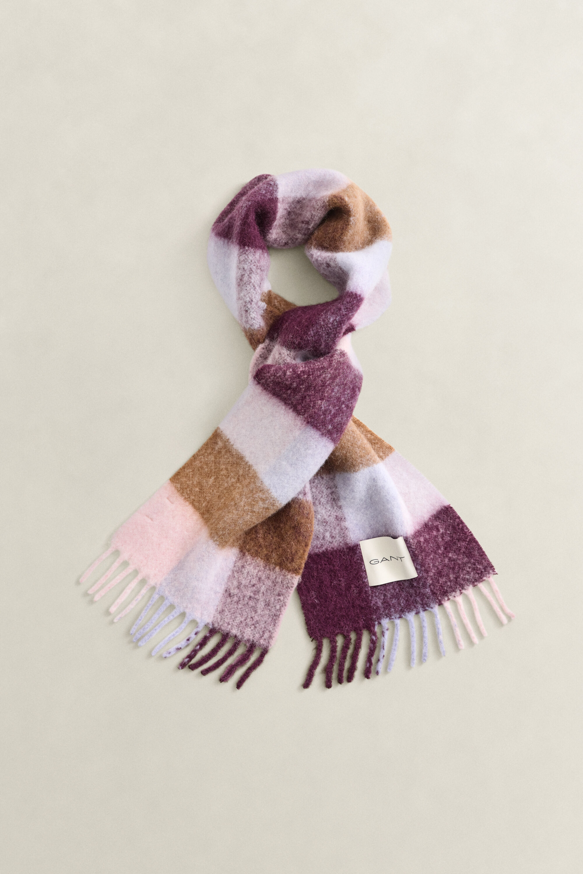 Cachecol em lã de alpaca com padrão de xadrez