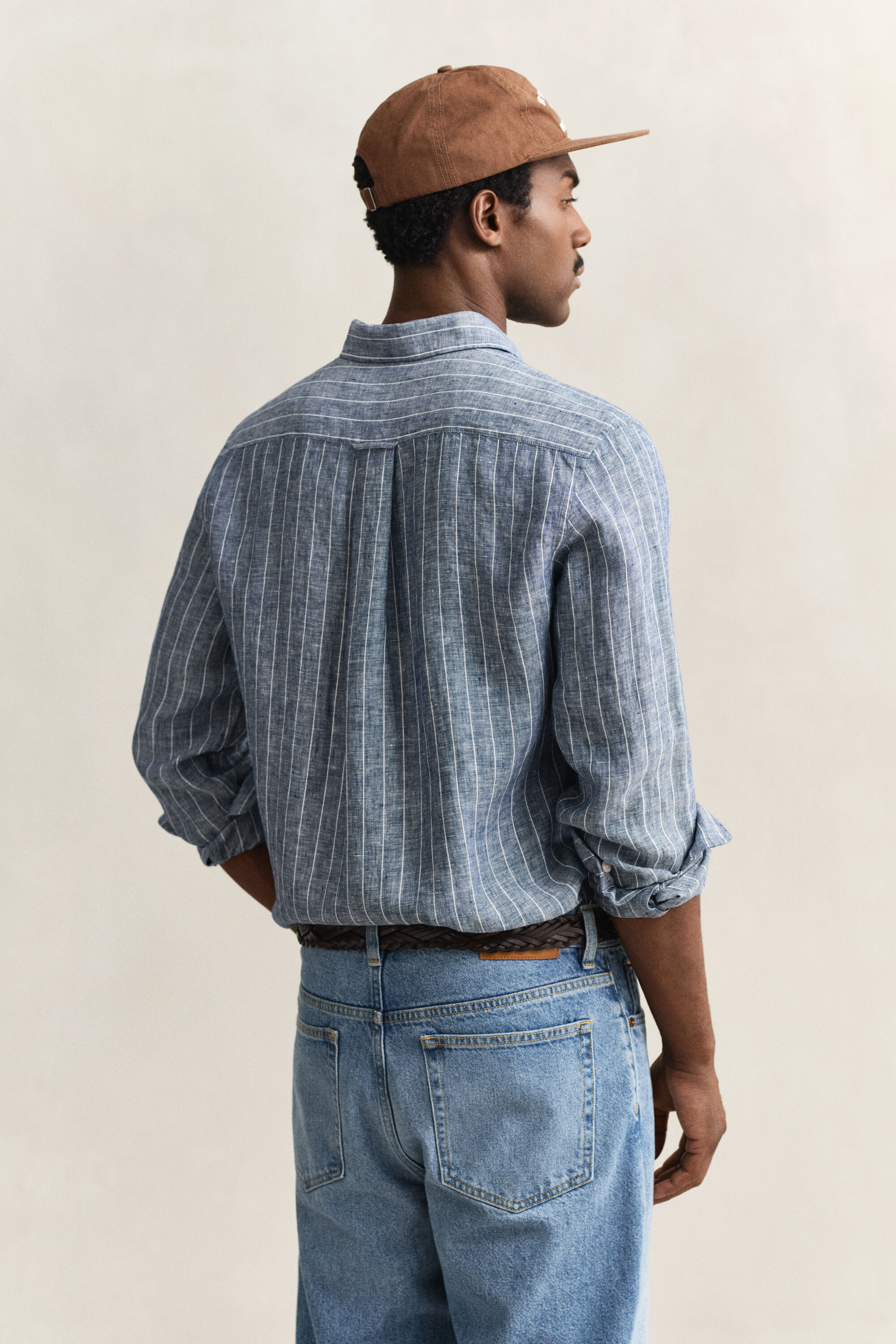 Camisa de linho às riscas