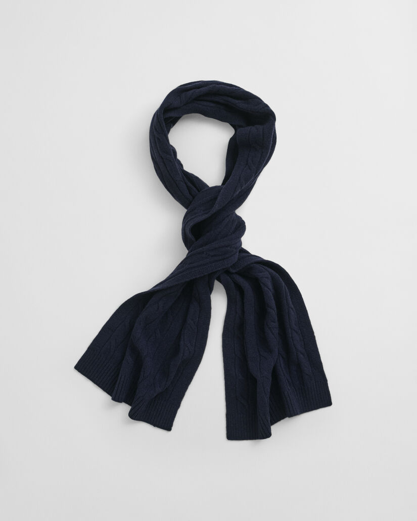 Cachecol em malha entrançada de lã