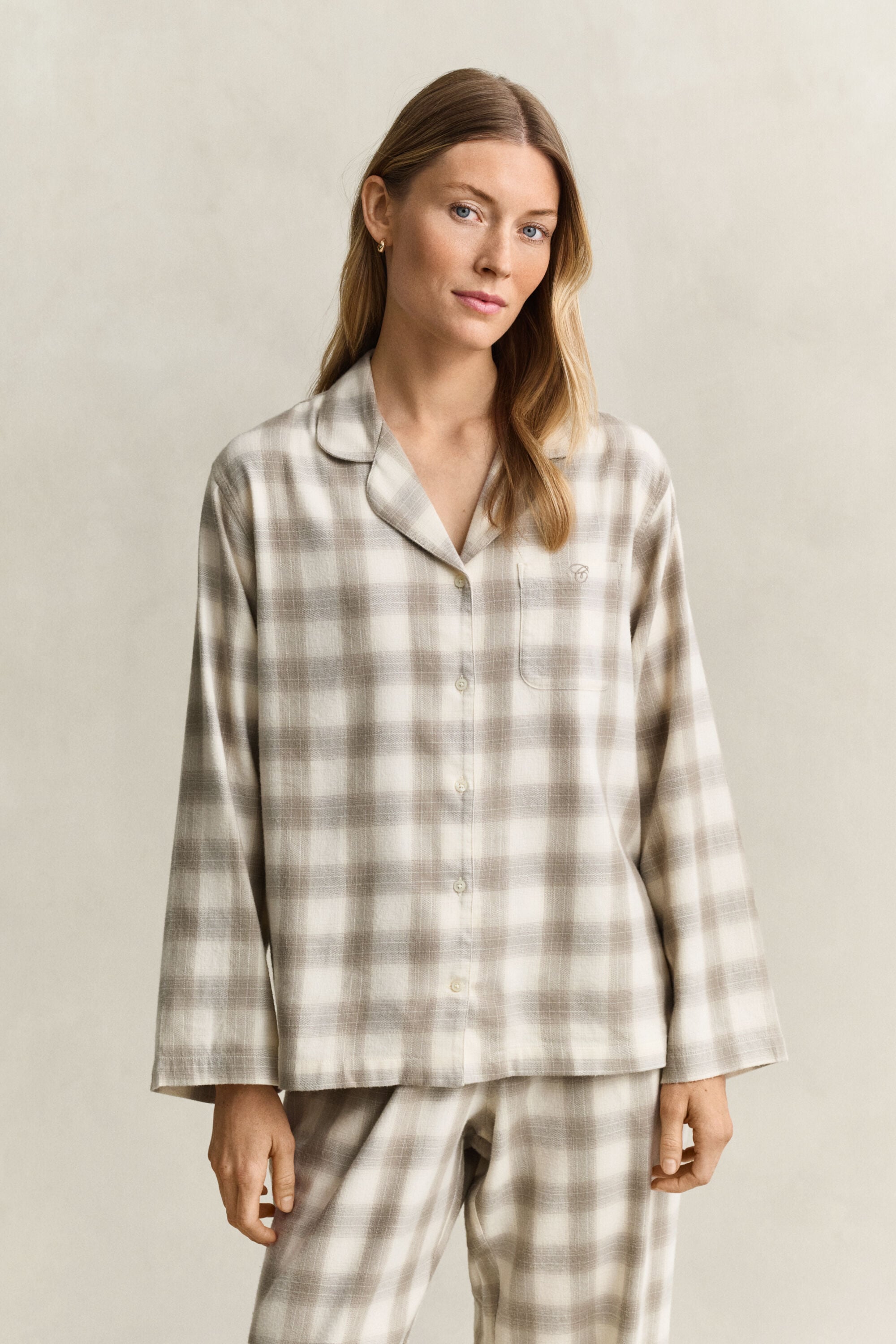 Pijama de flanela com padrão de xadrez