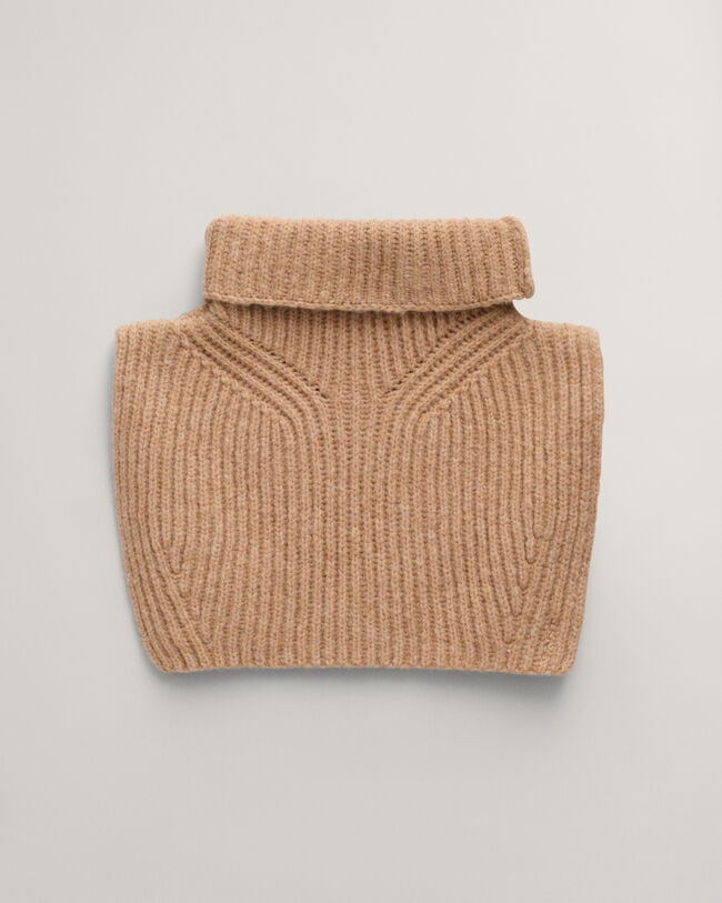 Peitilho em malha canelada