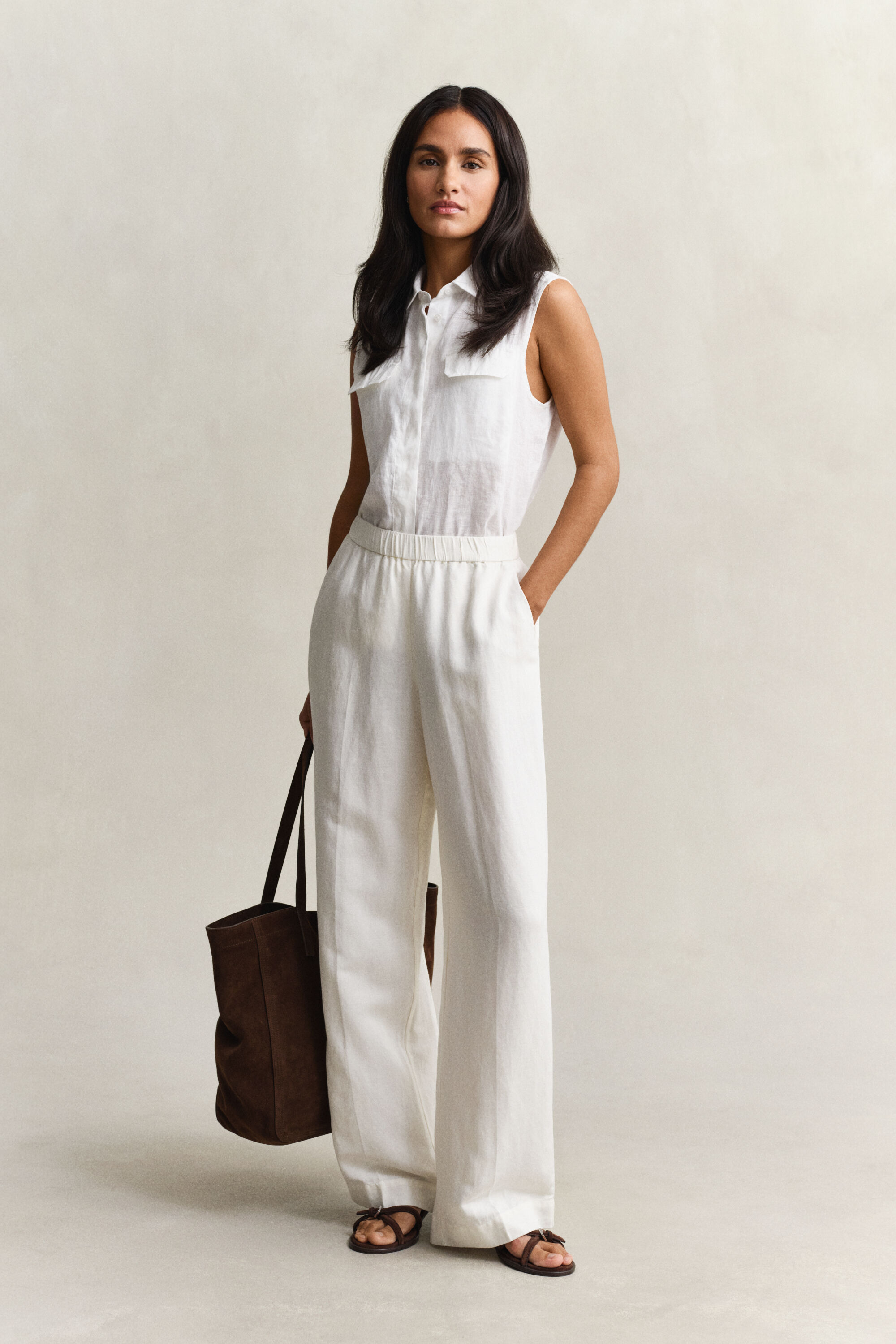 Calças em mistura de linho