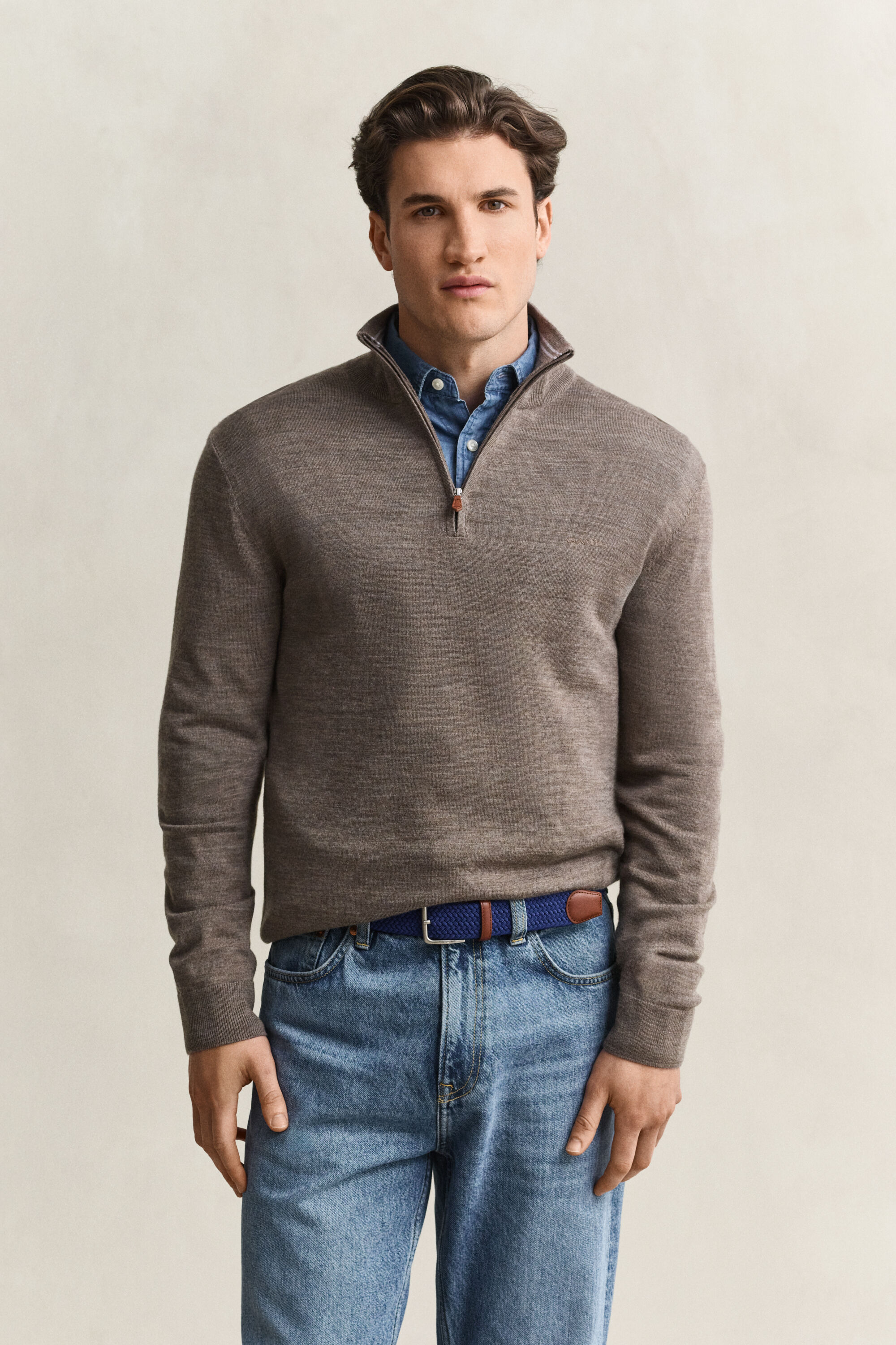Camisola de malha com meio fecho de correr em lã de merino