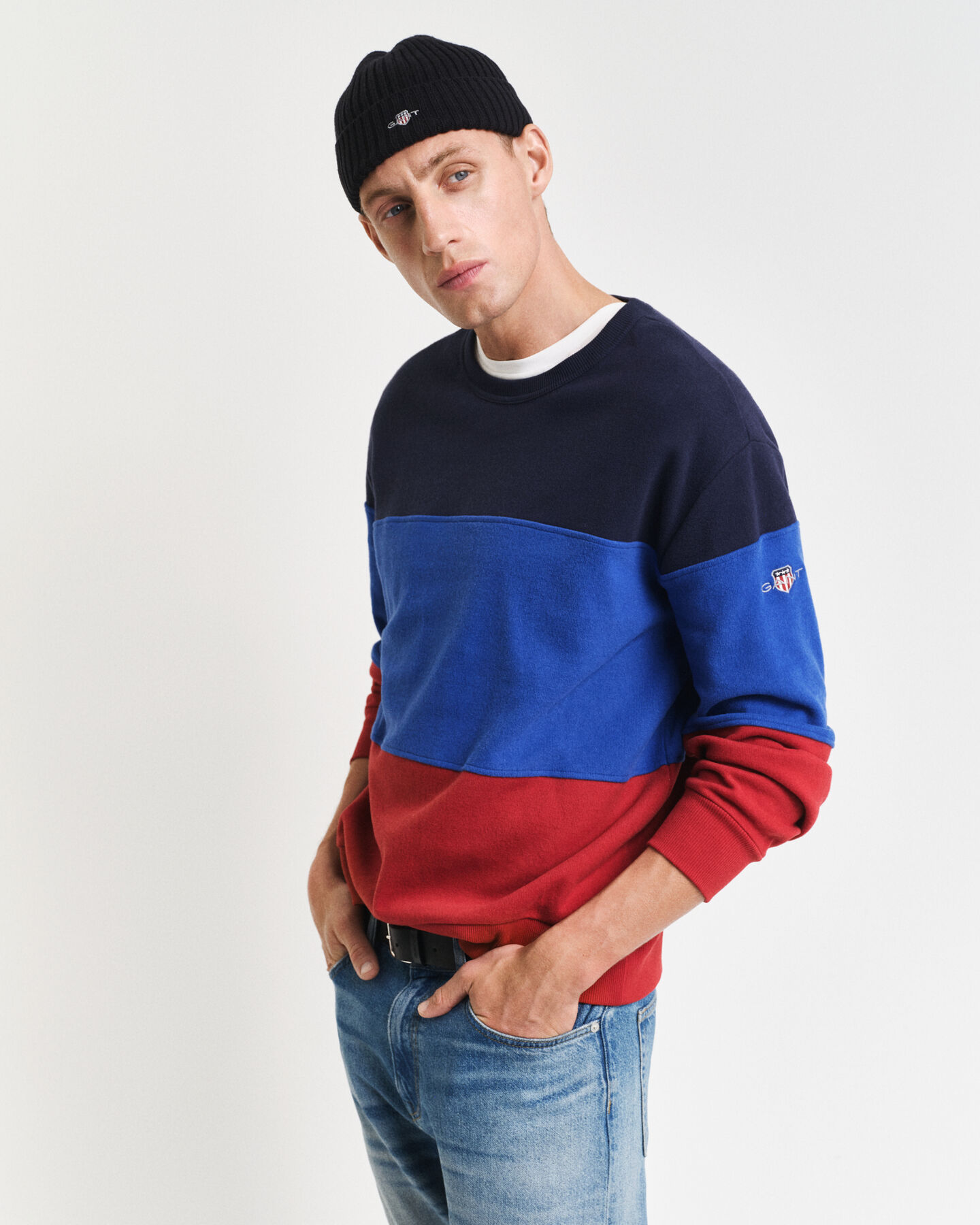 Sweatshirt com decote redondo e bloco de cor