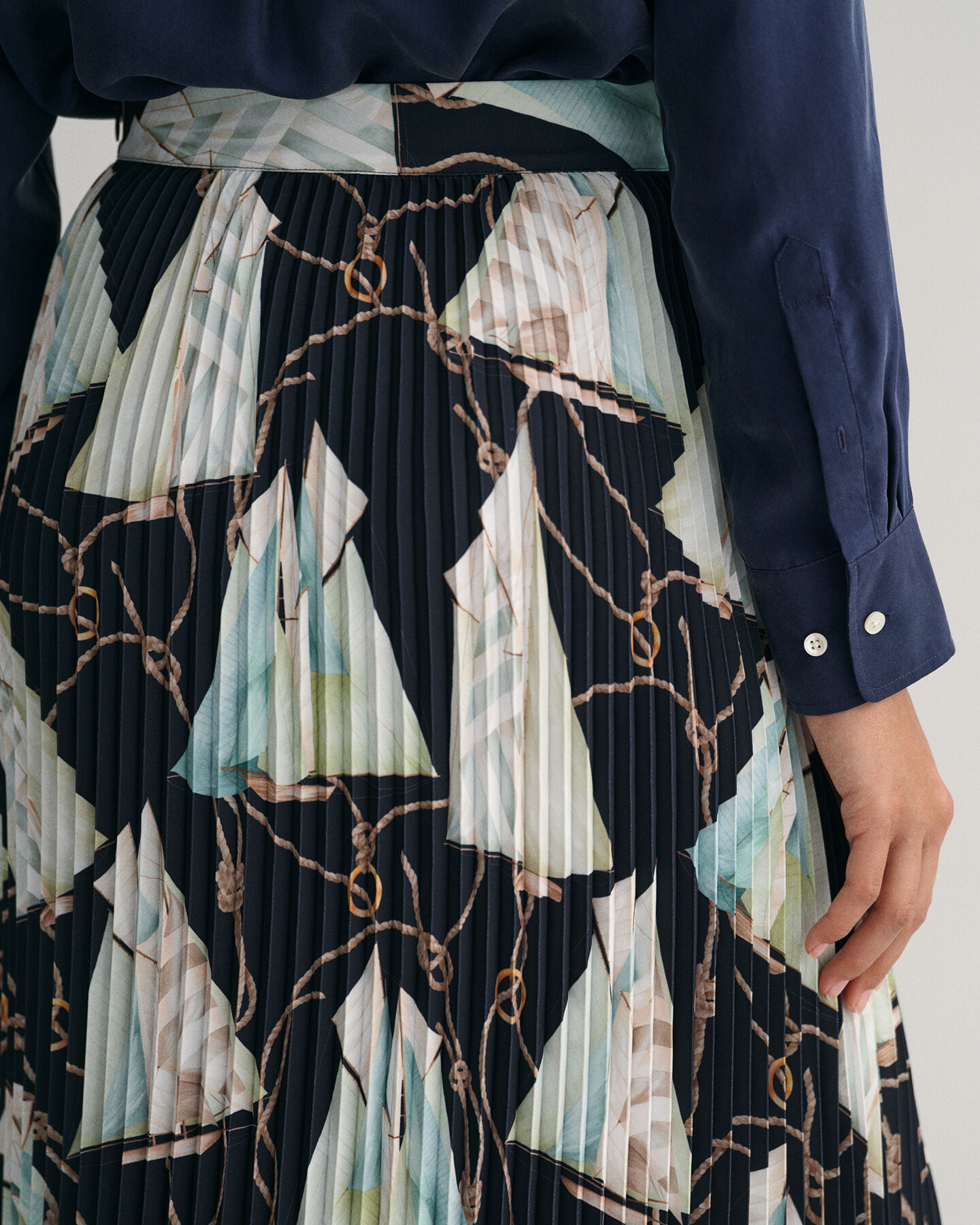 Saia com pregas com estampado Sailing