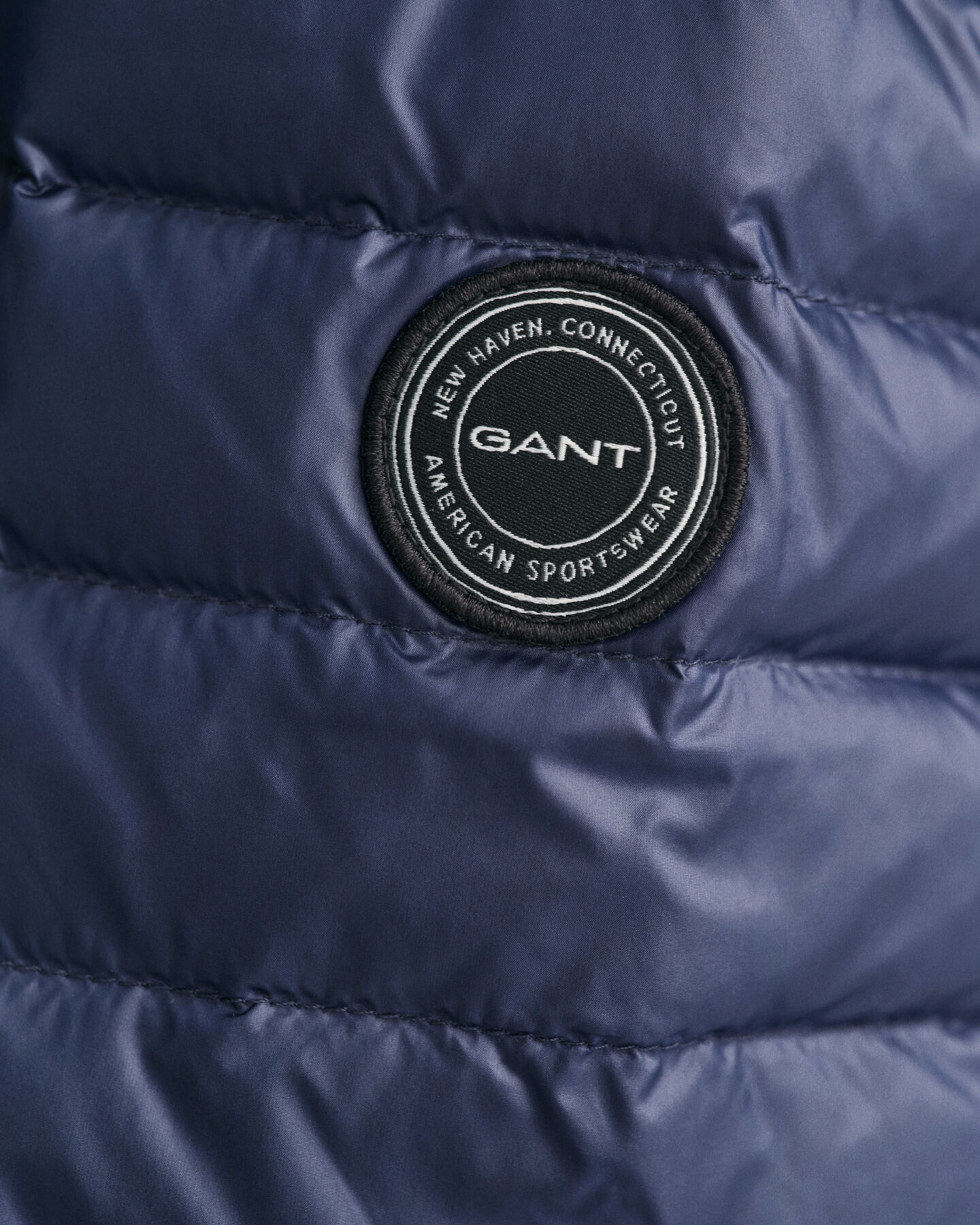 Blus&atilde;o de penas acolchoado leve e brilhante Teens