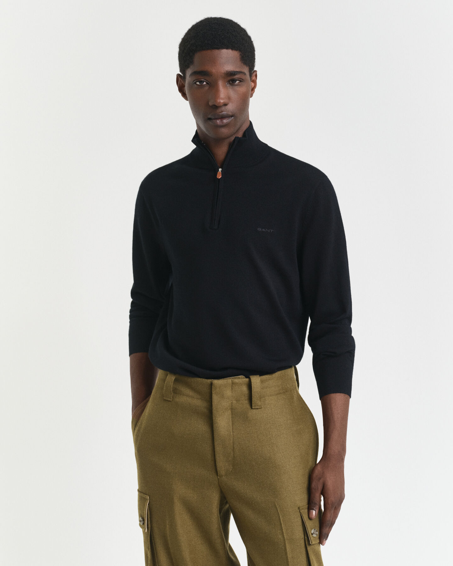 Camisola de malha com meio fecho de correr em lã de merino extrafina