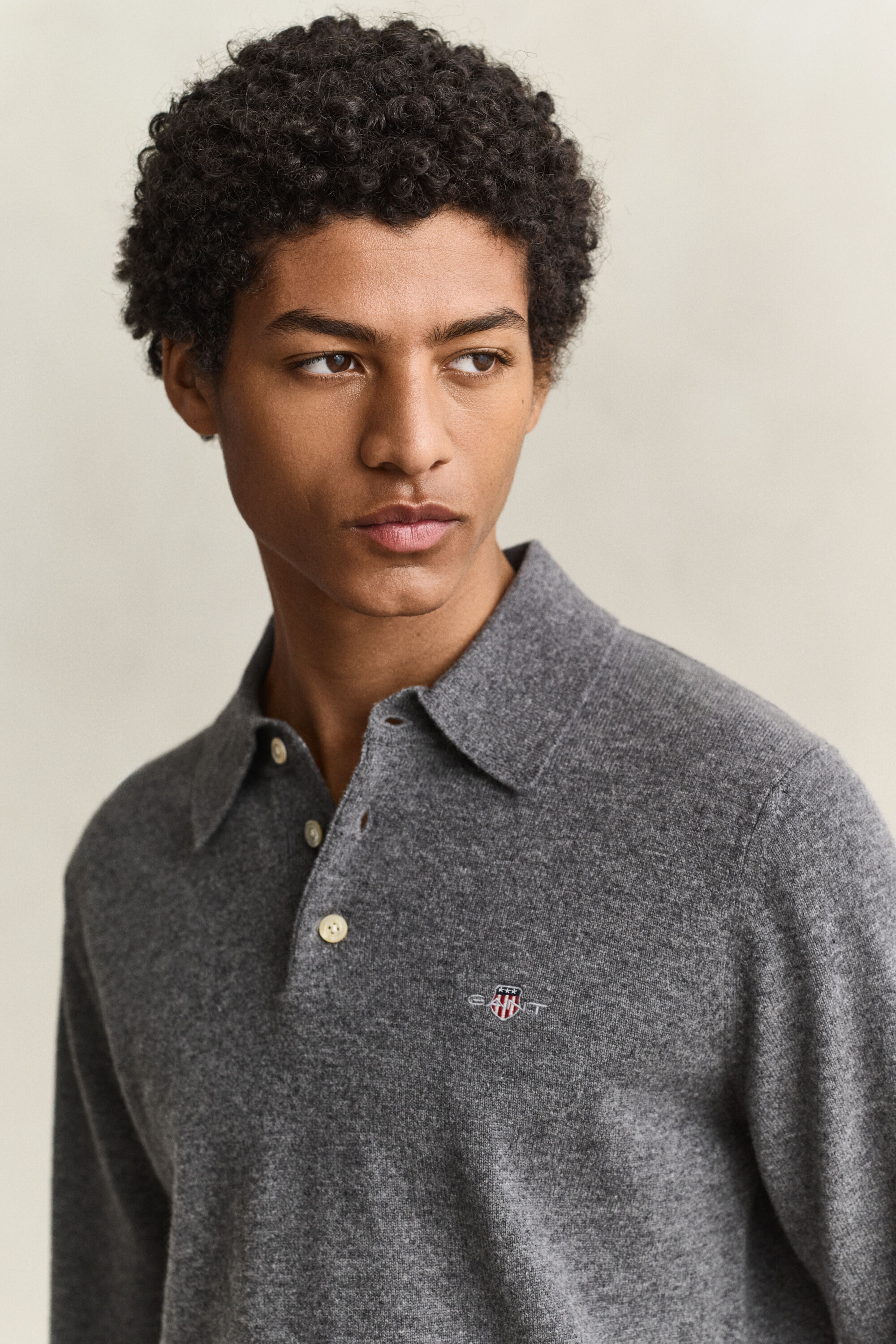 Camisola de malha tipo polo em lã extrafina