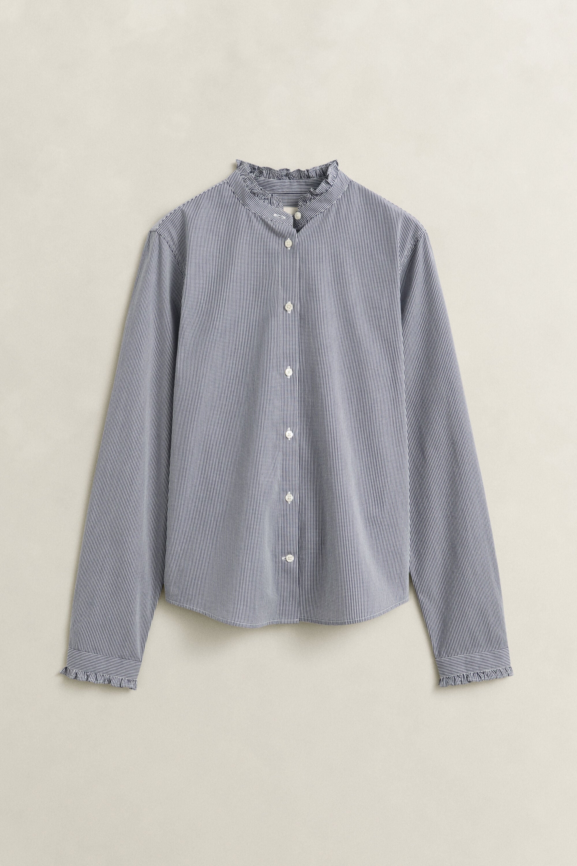 Blusa com colarinho com folhos