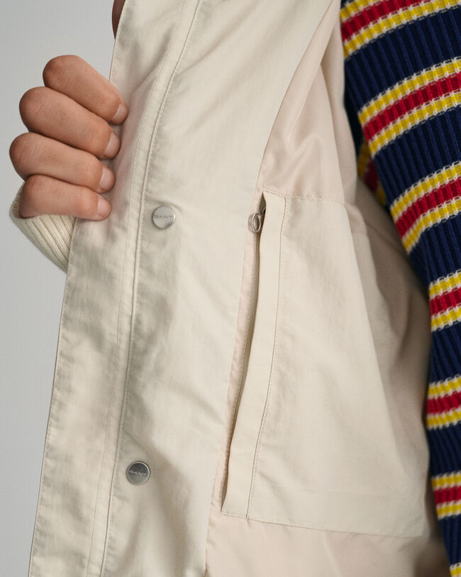 Casaco com mangas raglan