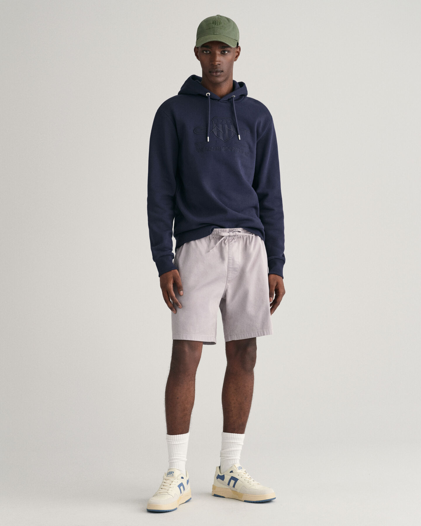 Cal&ccedil;&otilde;es com cord&atilde;o Logo