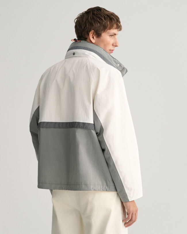 Blusão estilo piloto de corridas